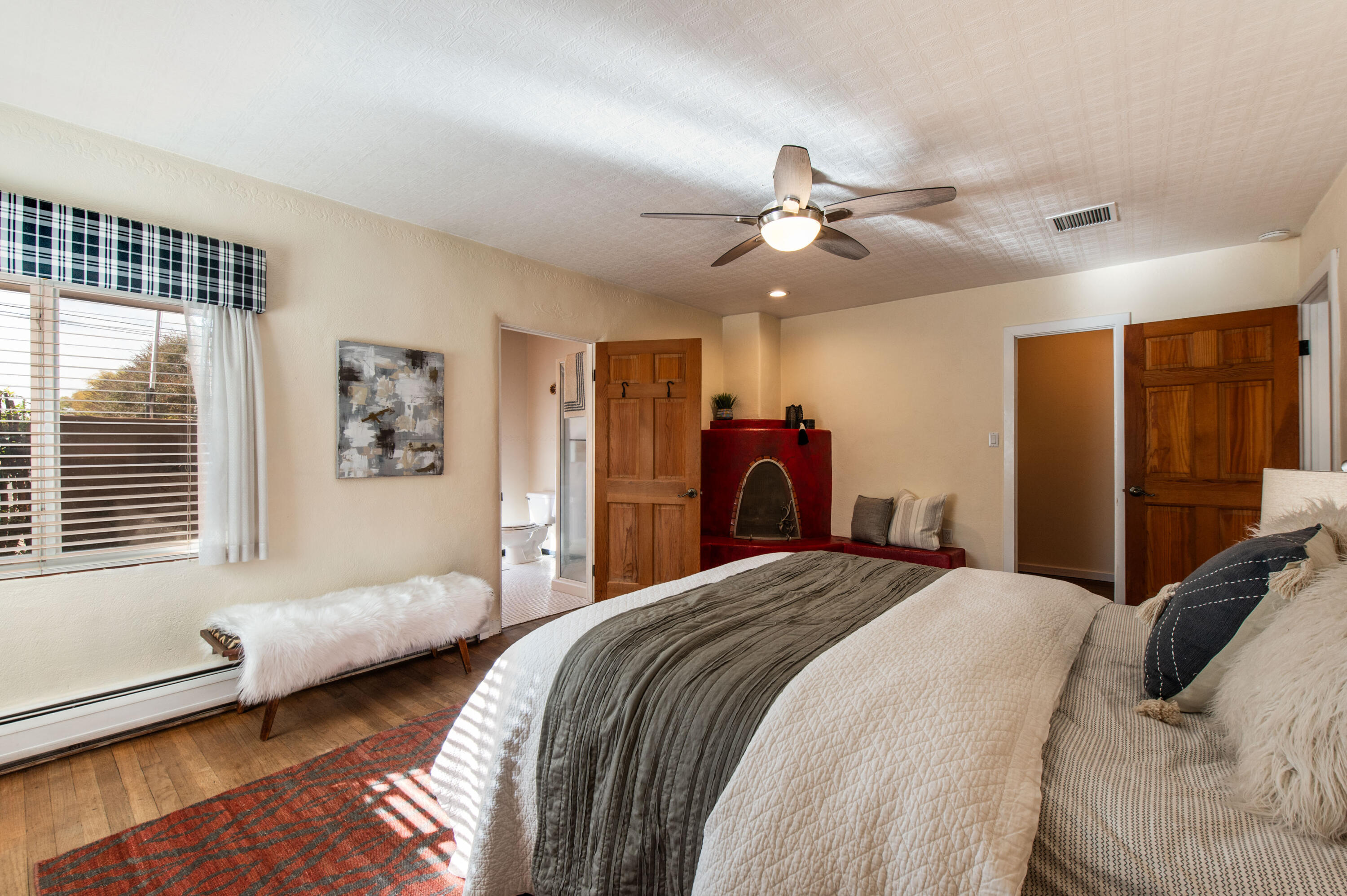 2700 RIO GRANDE Boulevard NW