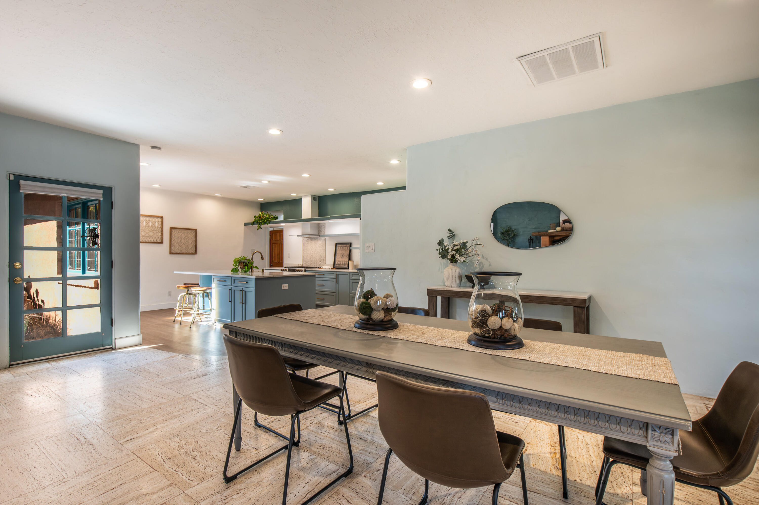 2700 RIO GRANDE Boulevard NW