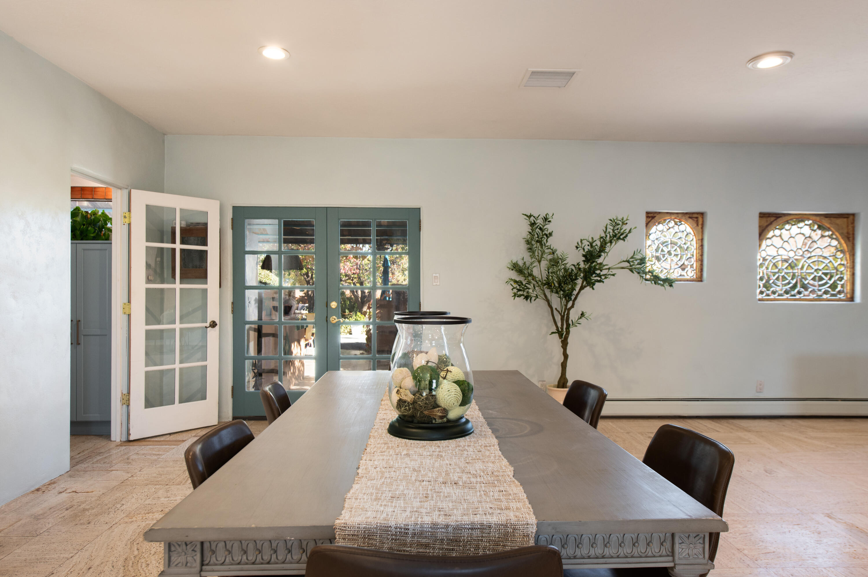 2700 RIO GRANDE Boulevard NW