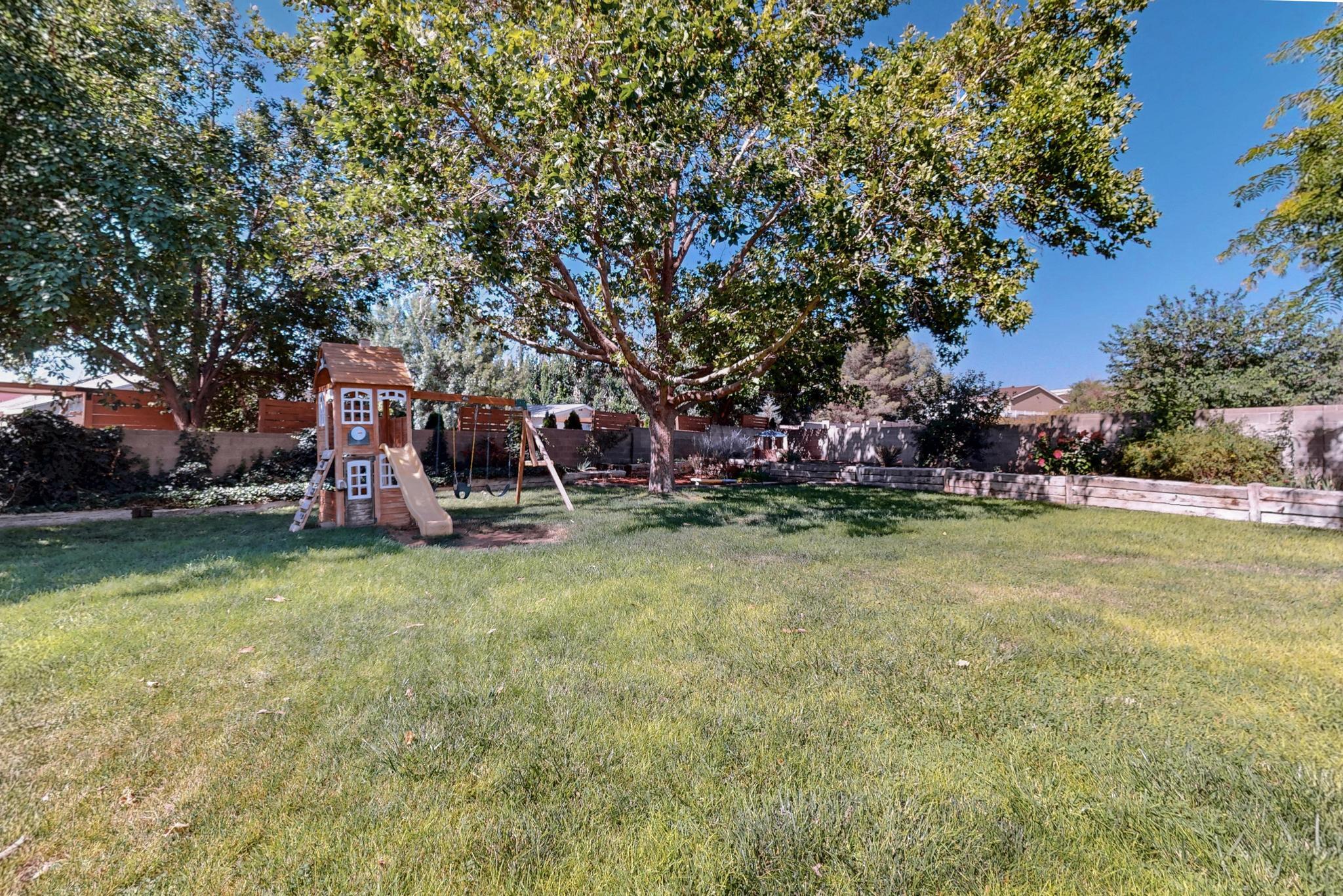 1421 HILLSIDE Drive