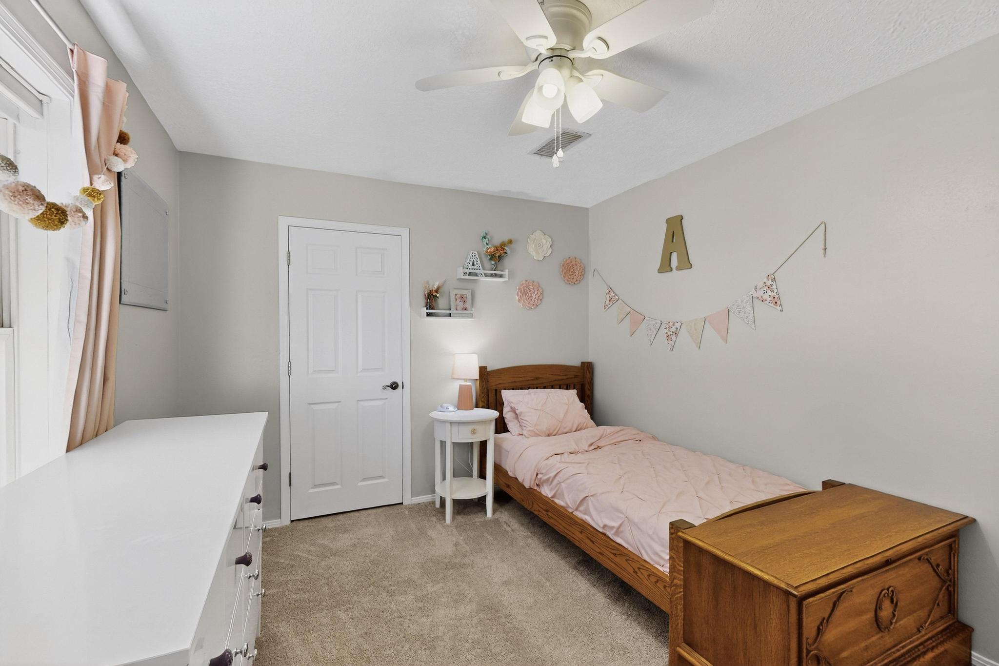 1421 HILLSIDE Drive
