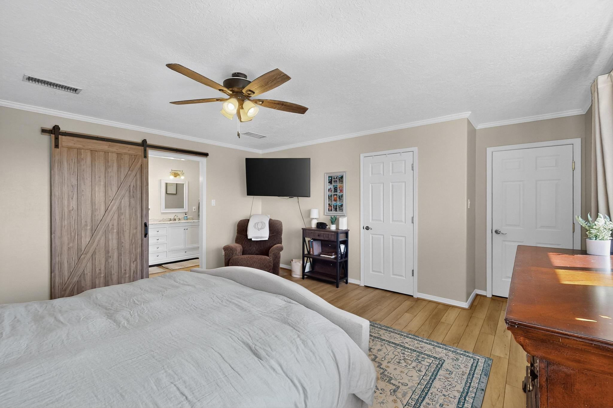 1421 HILLSIDE Drive
