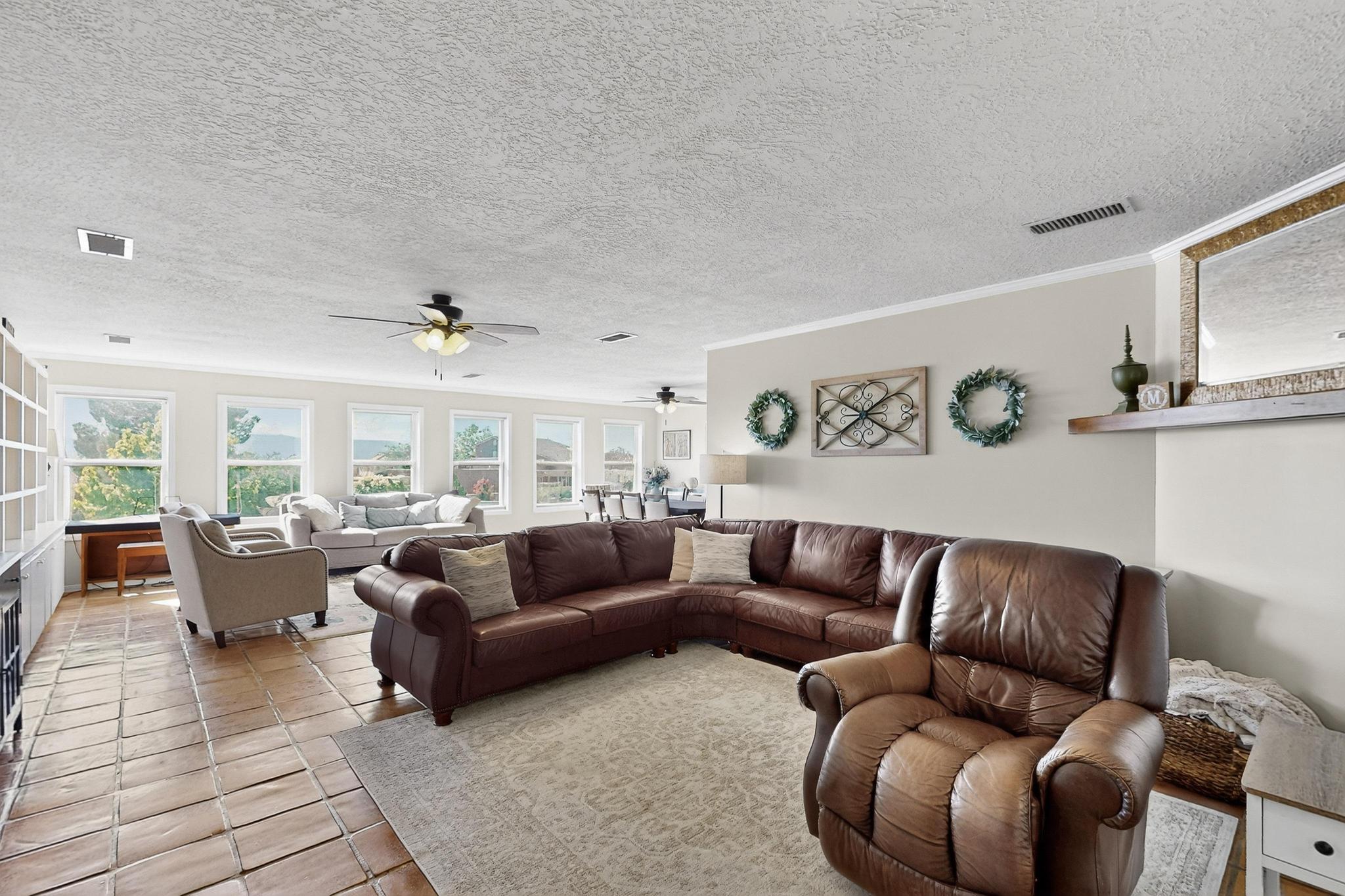 1421 HILLSIDE Drive