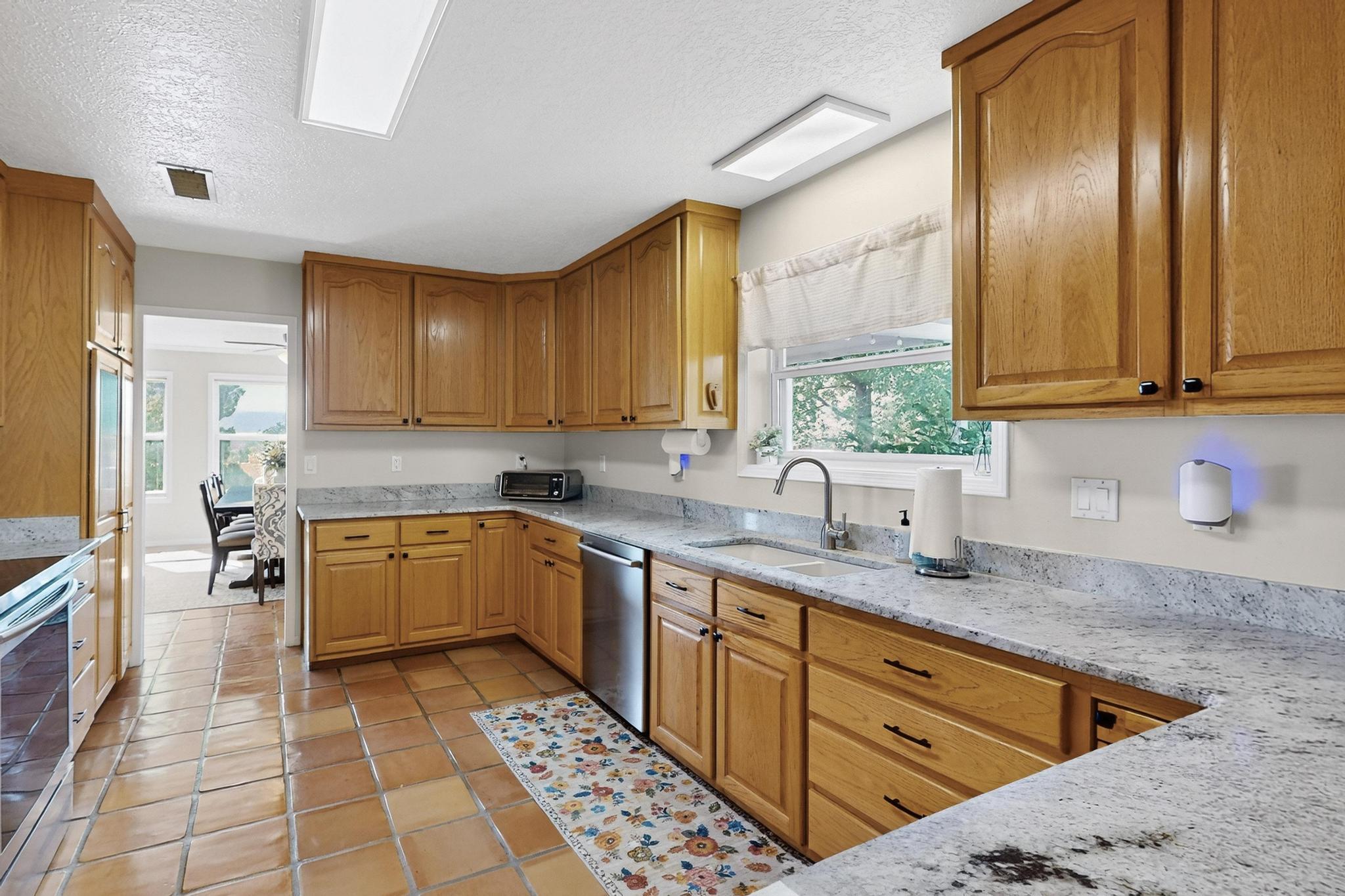 1421 HILLSIDE Drive