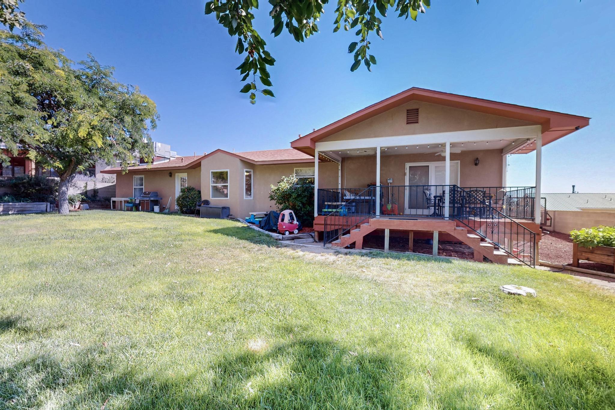 1421 HILLSIDE Drive
