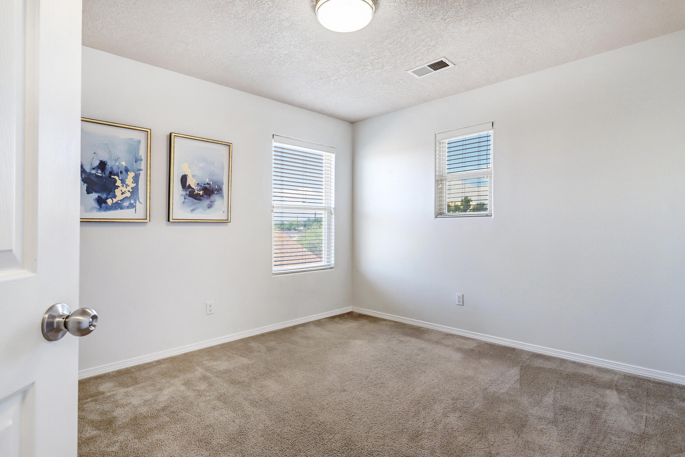 1712 AVENIDA REAL NW