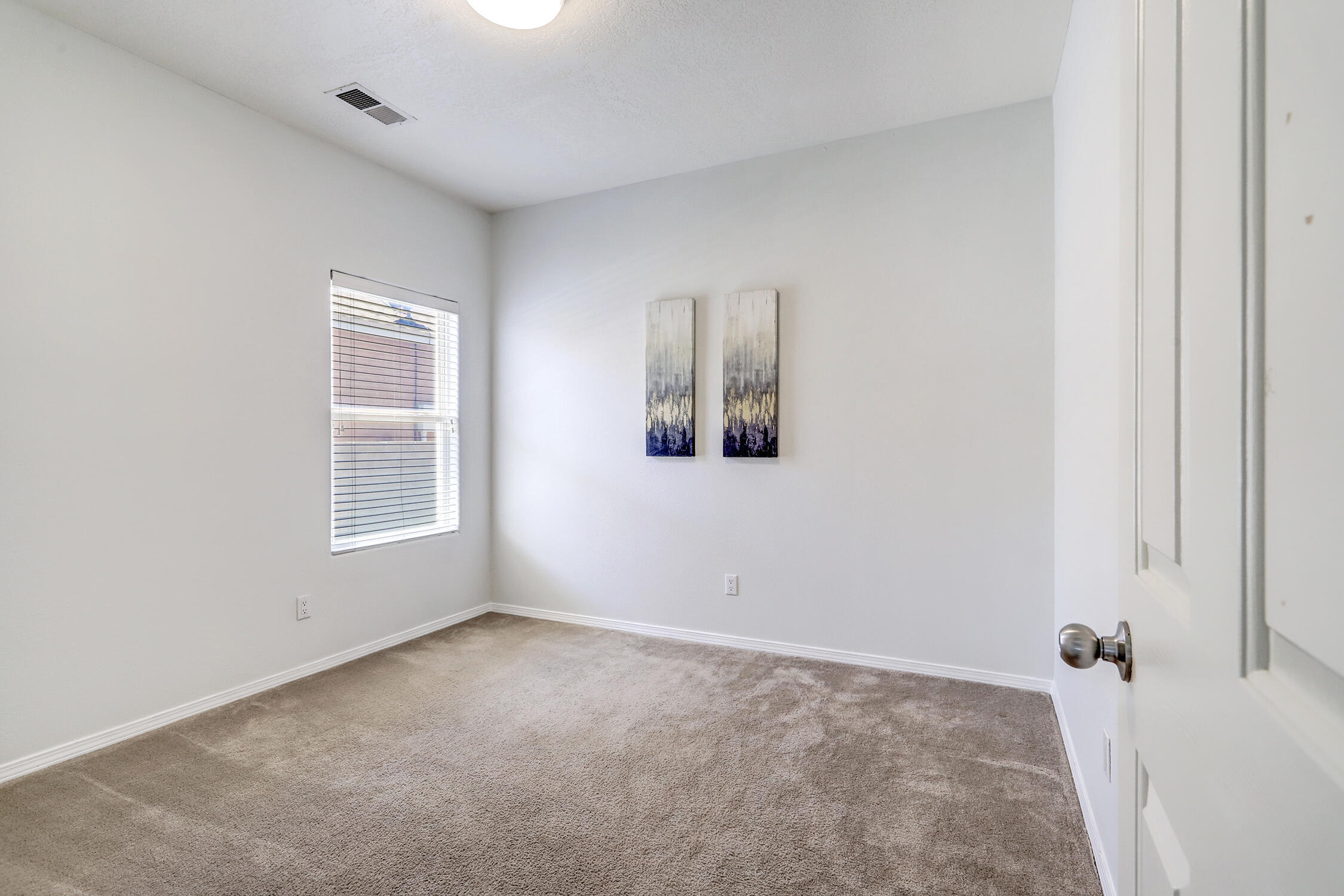 1712 AVENIDA REAL NW