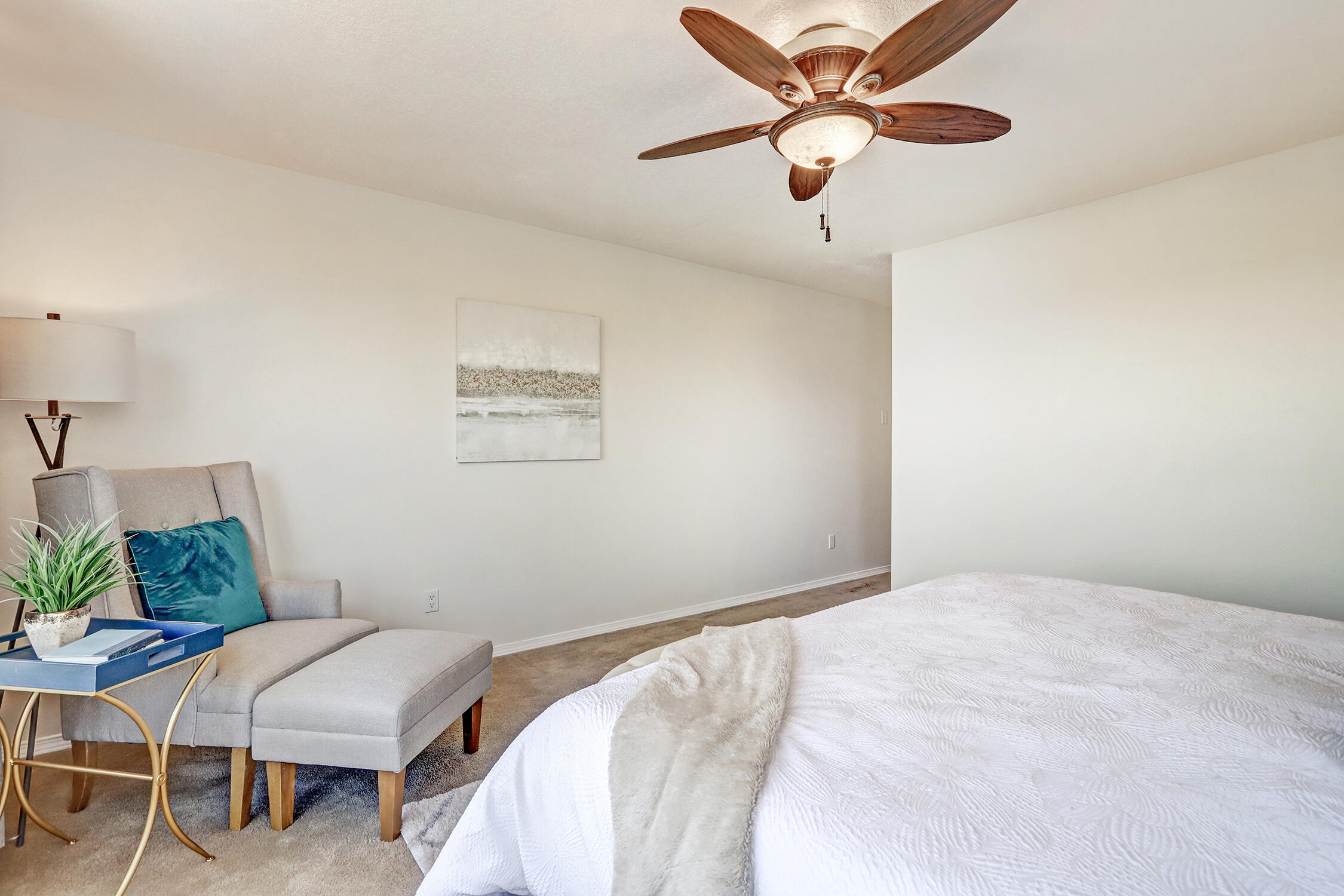 1712 AVENIDA REAL NW