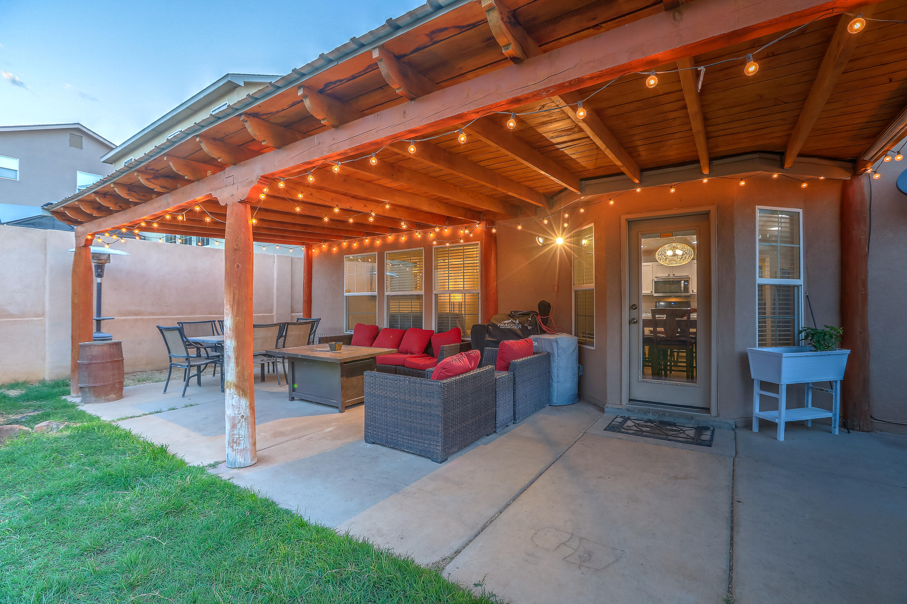 6148 ROSE PARK Avenue NW