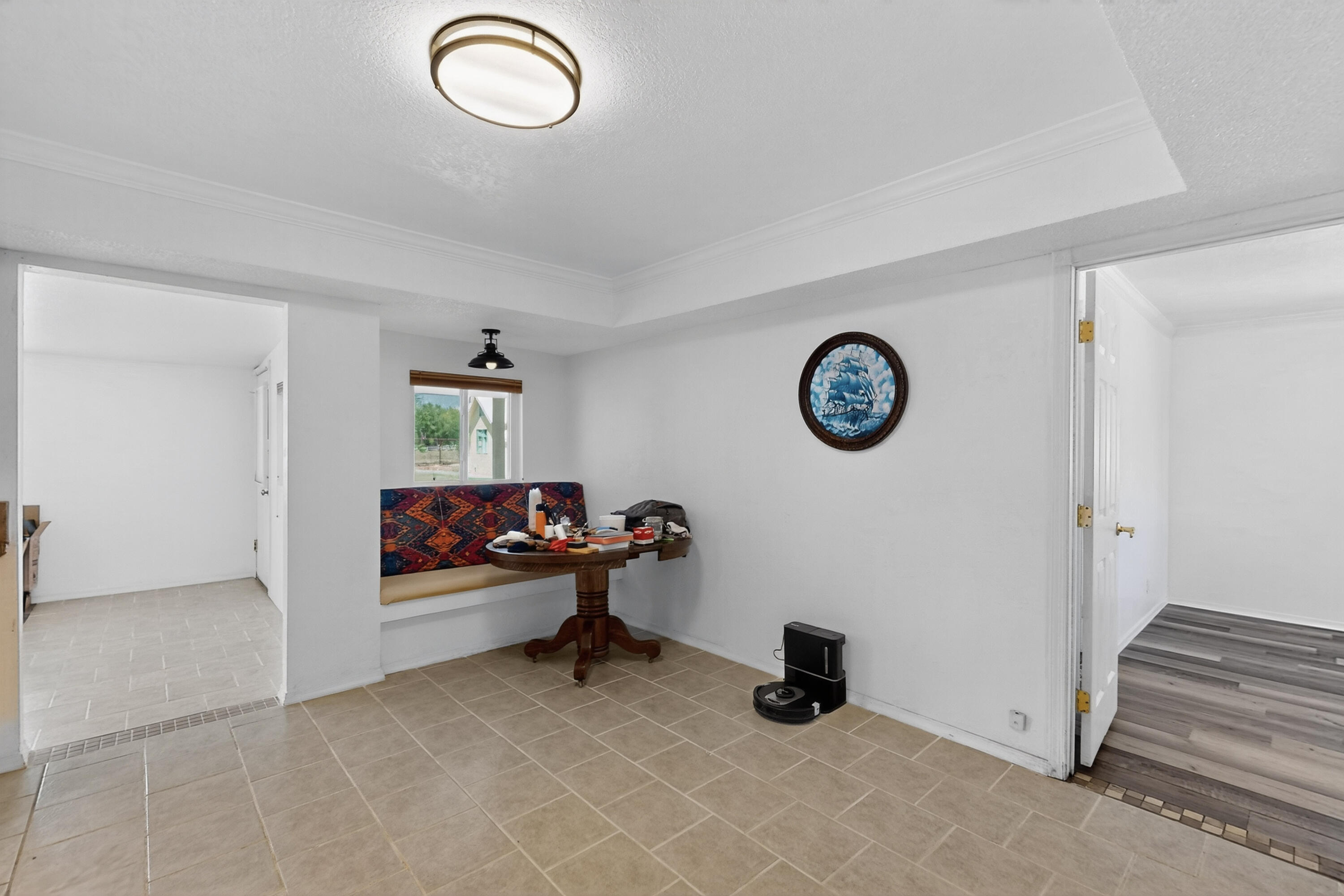 855 Foxcroft Loop