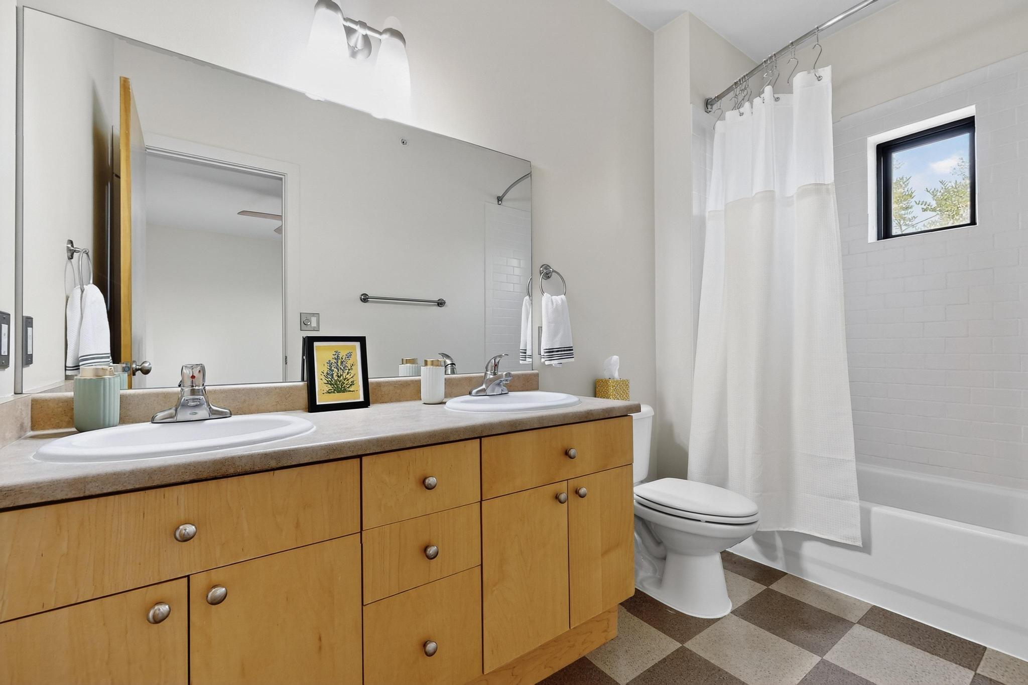 308 Bel Vedere Lane NE