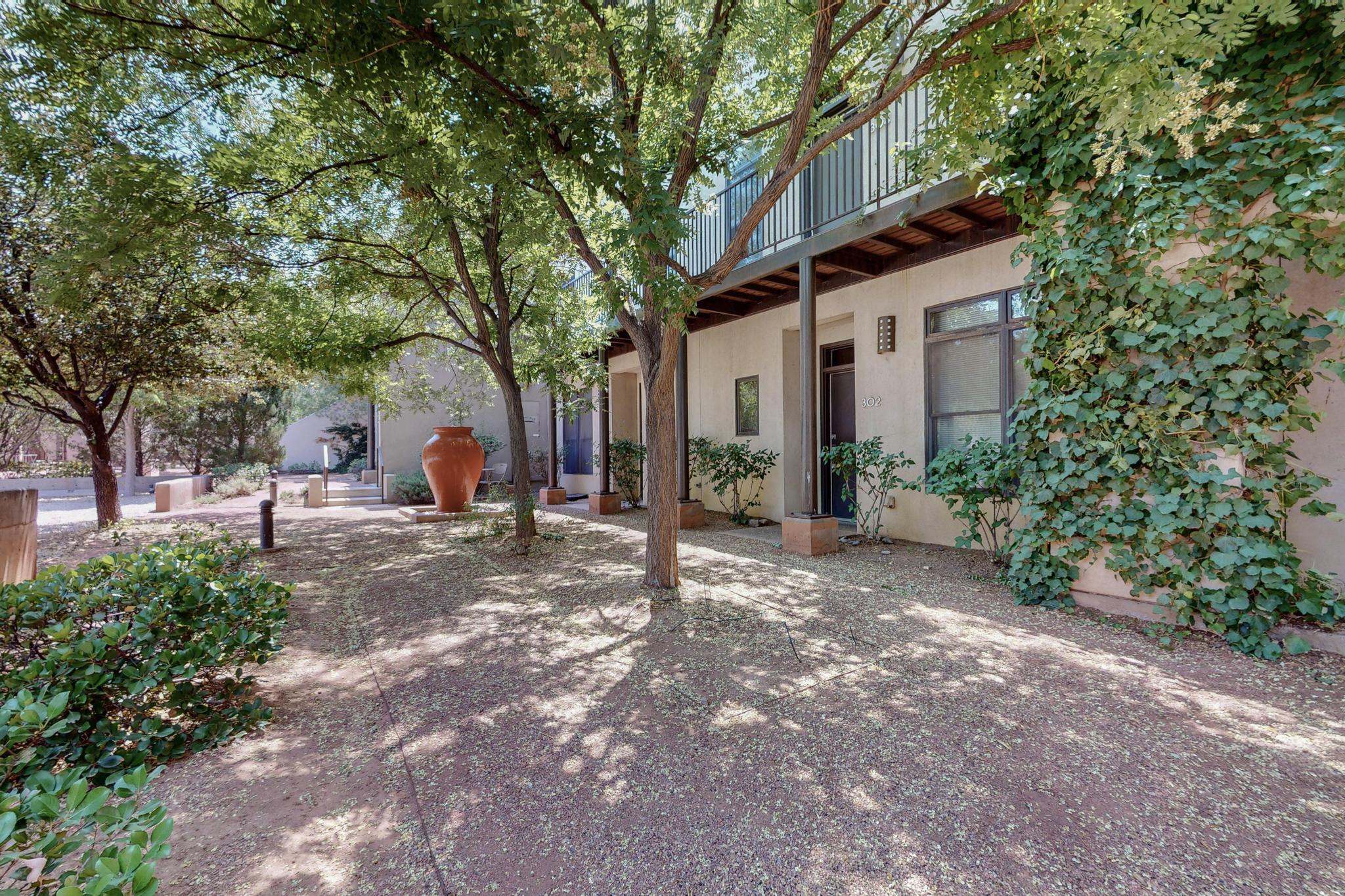 308 Bel Vedere Lane NE