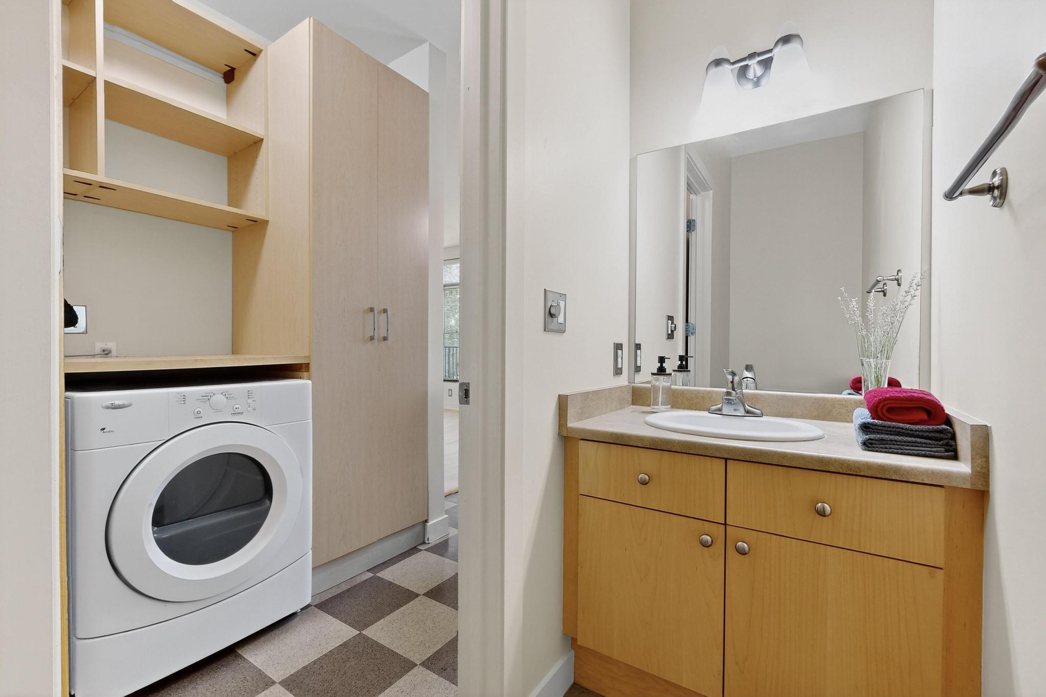 308 Bel Vedere Lane NE