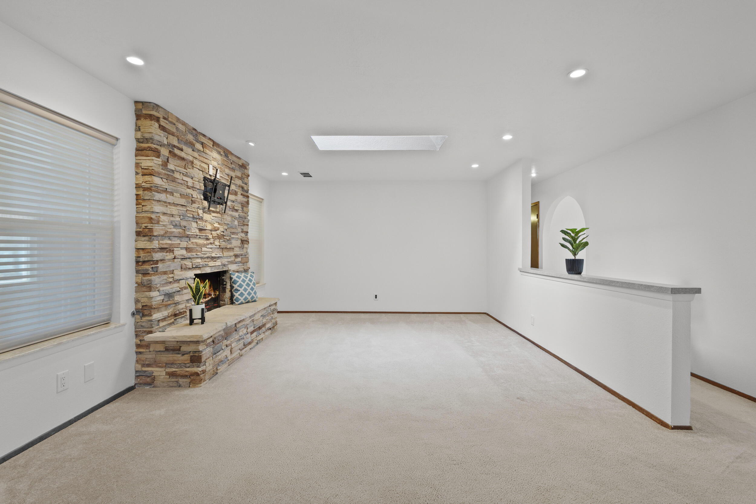 1617 BOROS Court