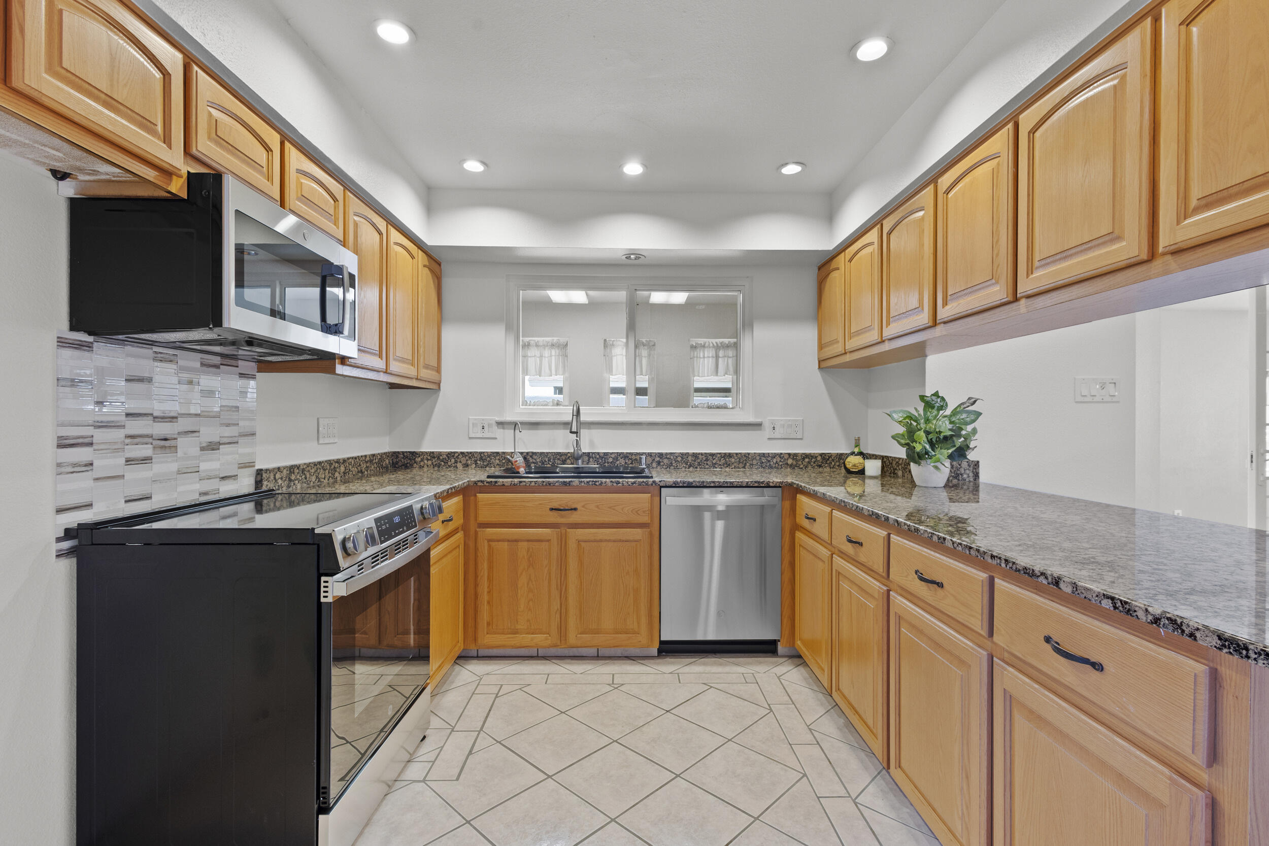 1617 BOROS Court
