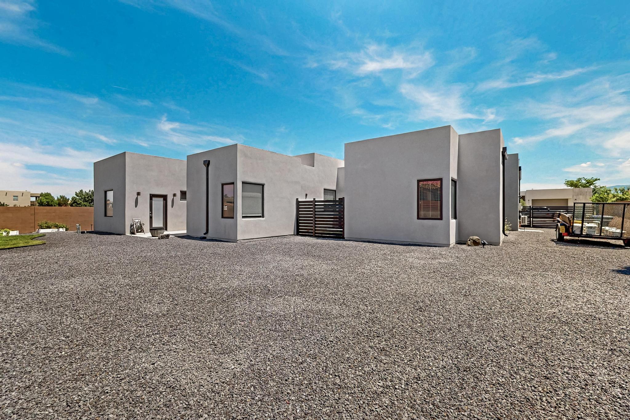 8011 CANONCITO Drive