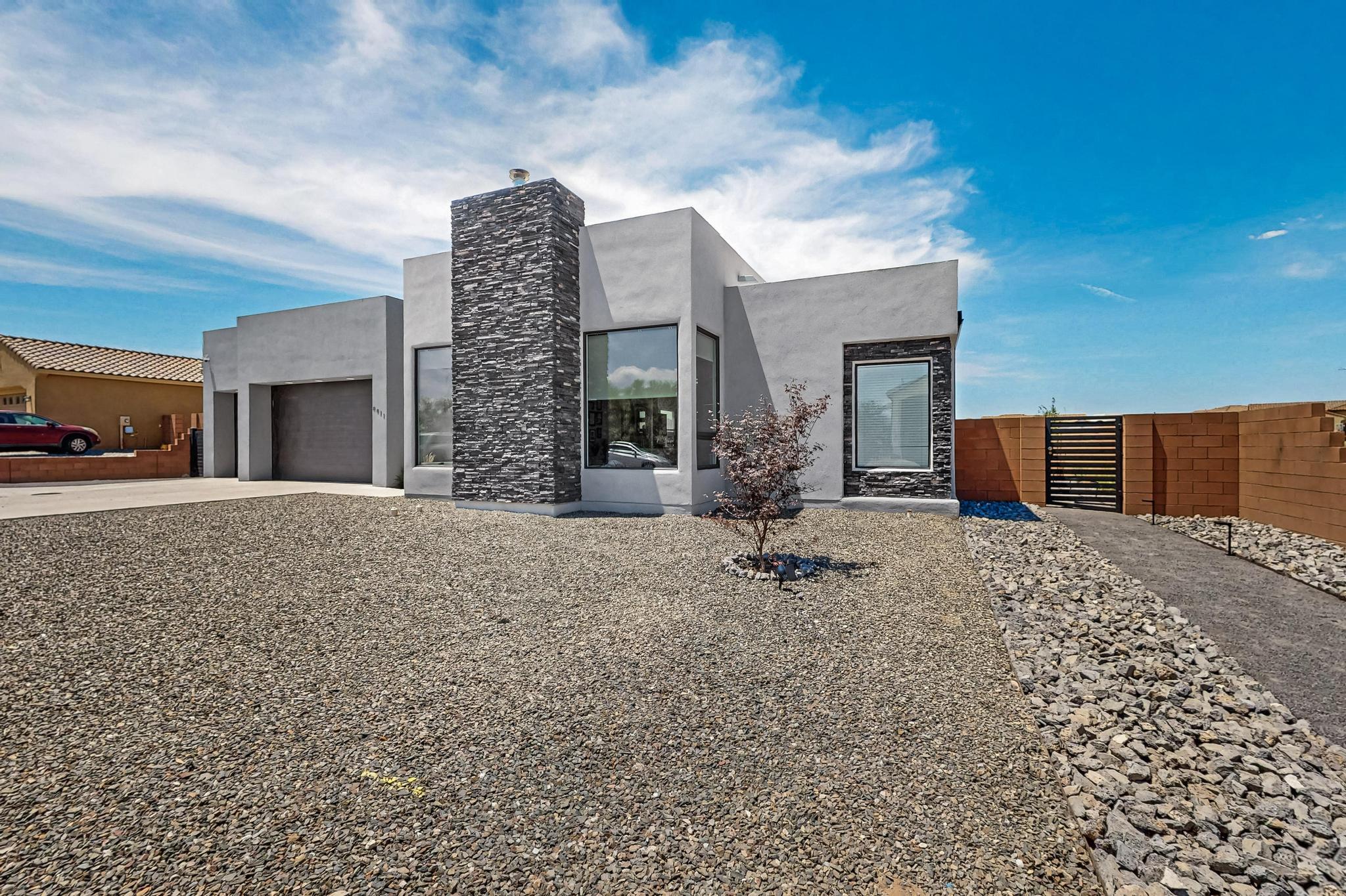 8011 CANONCITO Drive