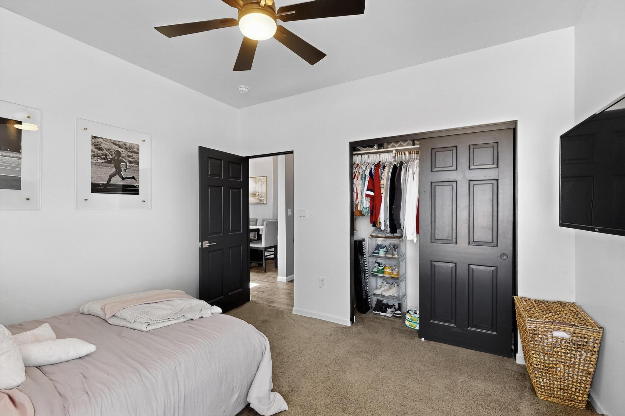 8011 CANONCITO Drive