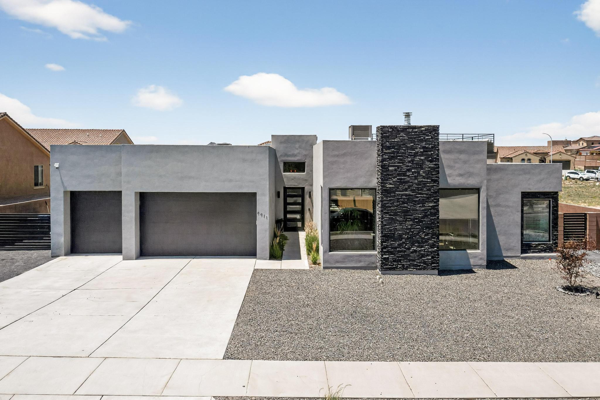 8011 CANONCITO Drive