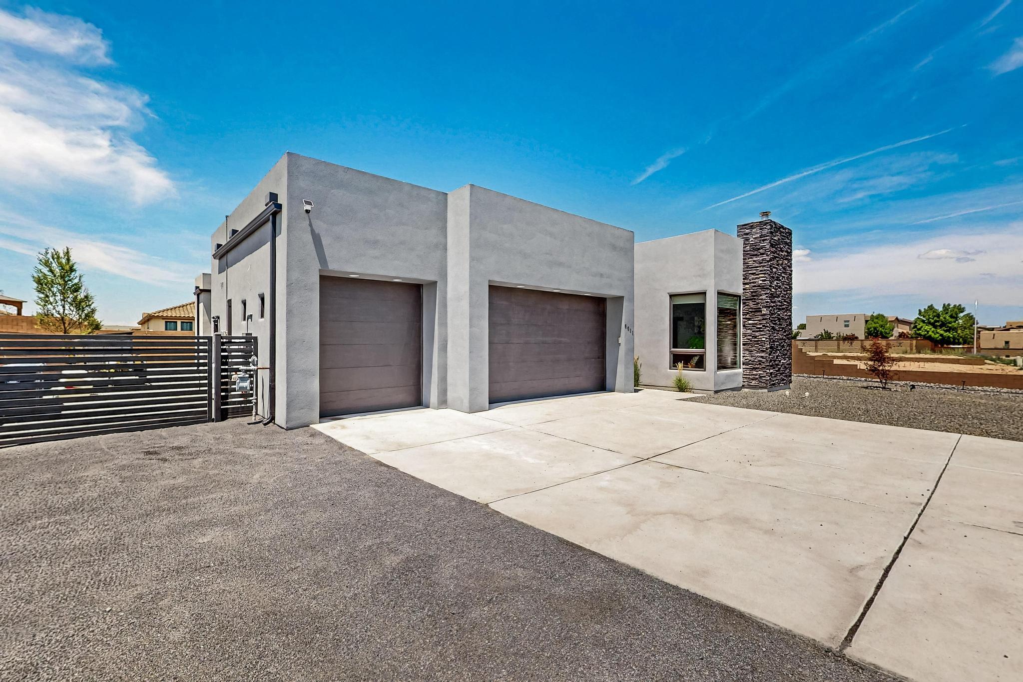 8011 CANONCITO Drive