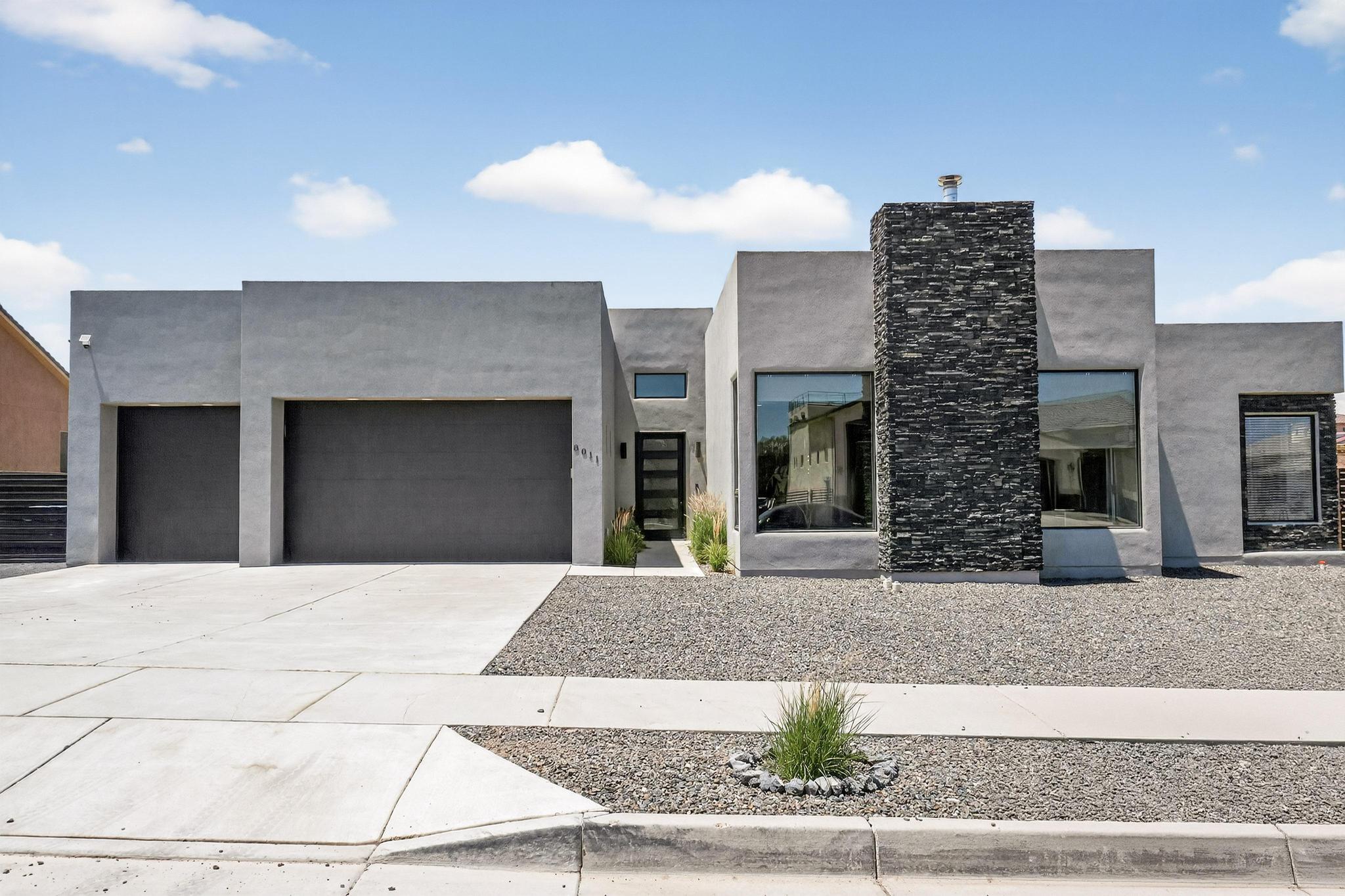 8011 CANONCITO Drive