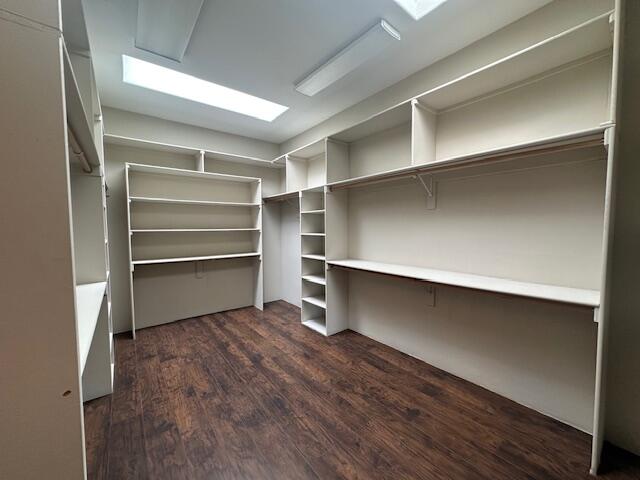 3220 GREYSTONE Court SE