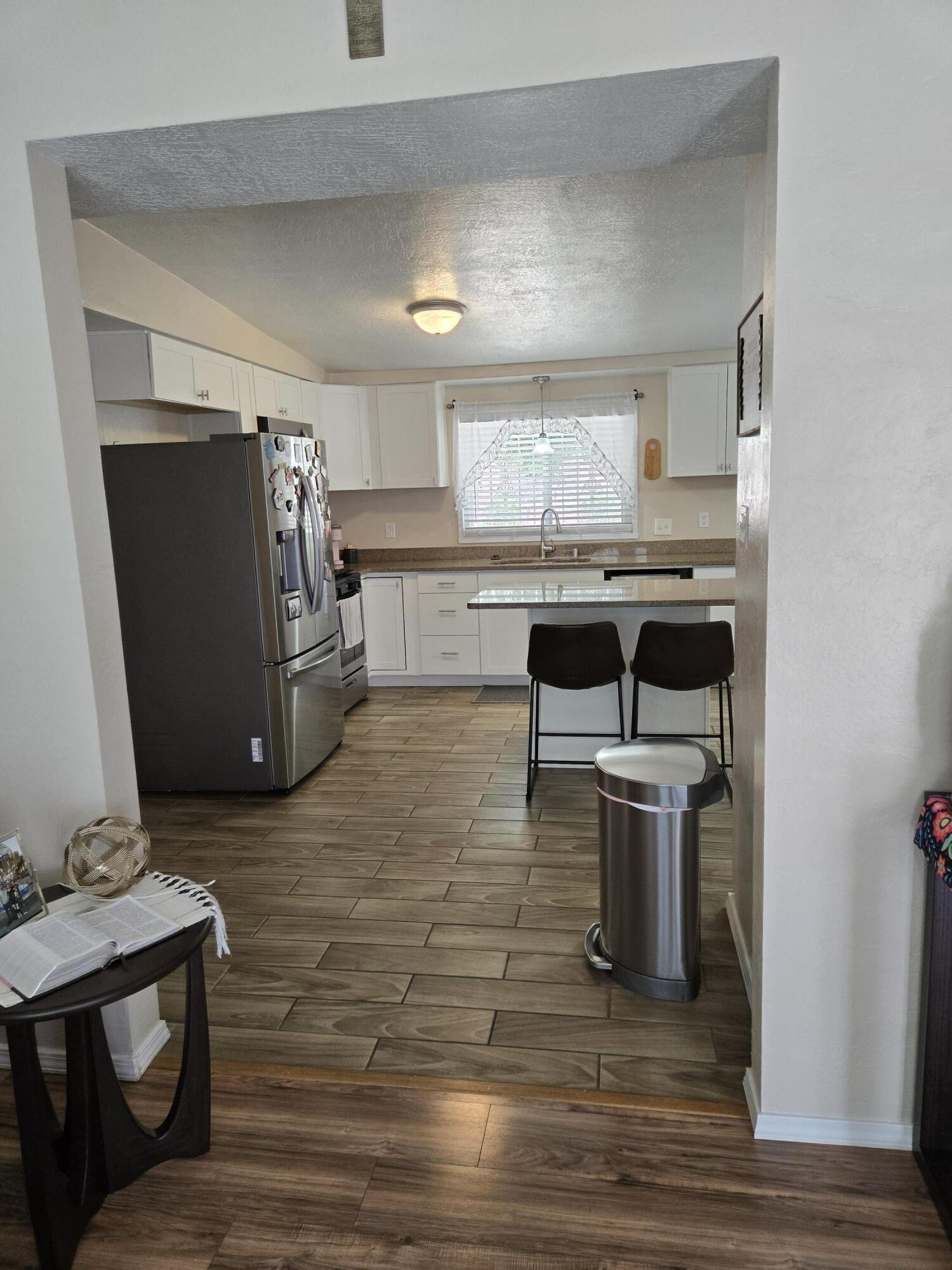 610 ESPANOLA Street NE