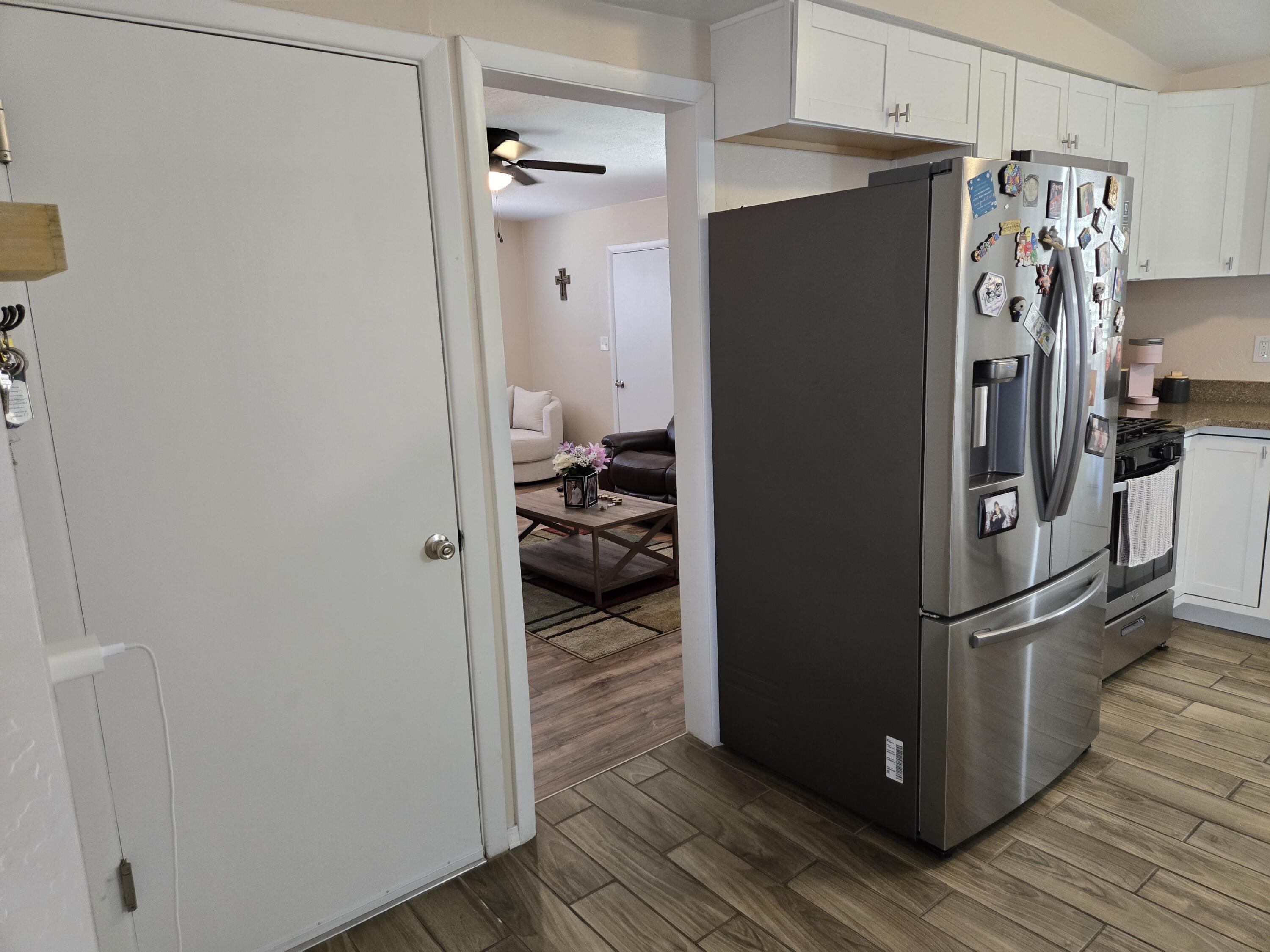 610 ESPANOLA Street NE