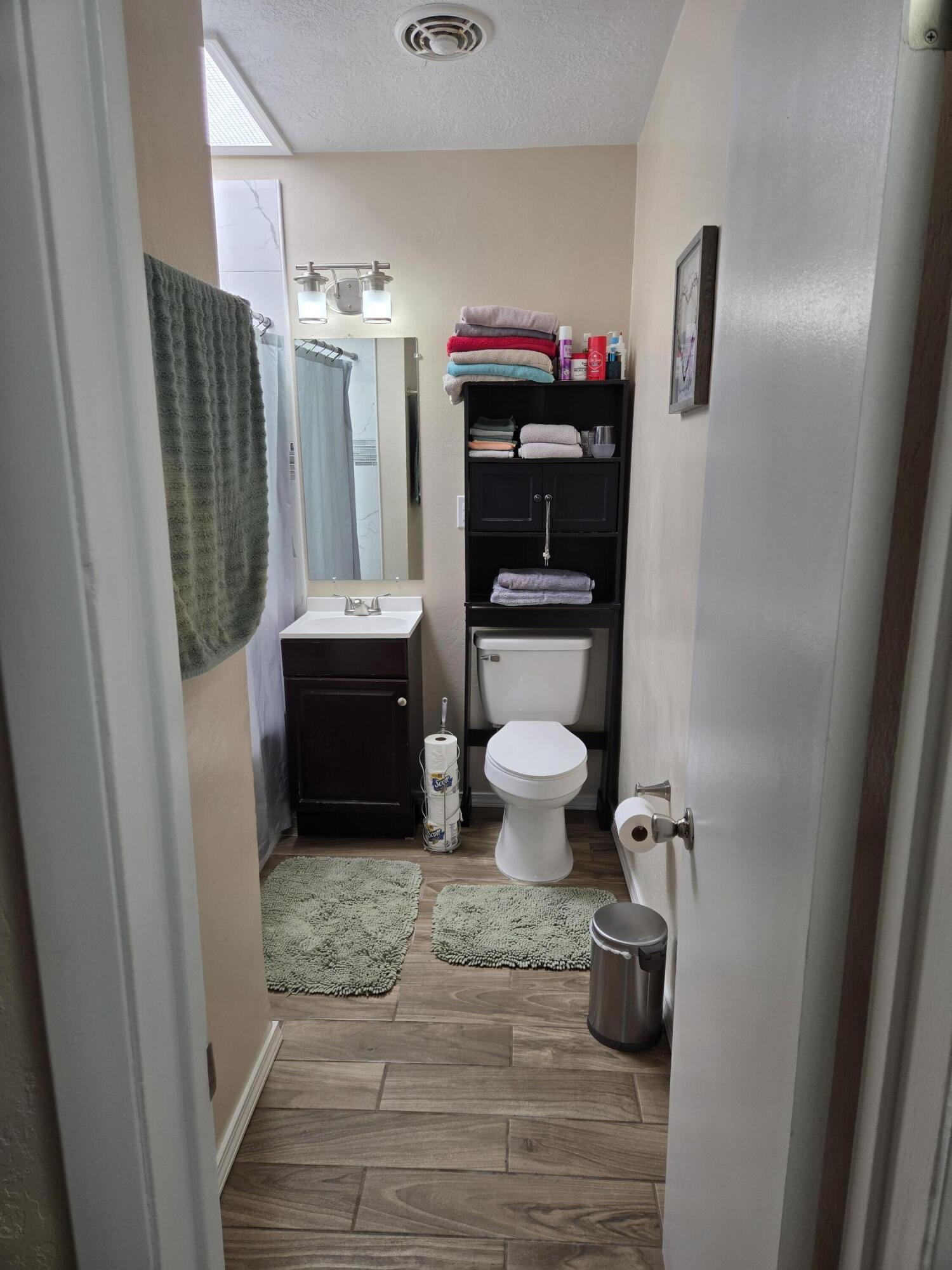 610 ESPANOLA Street NE