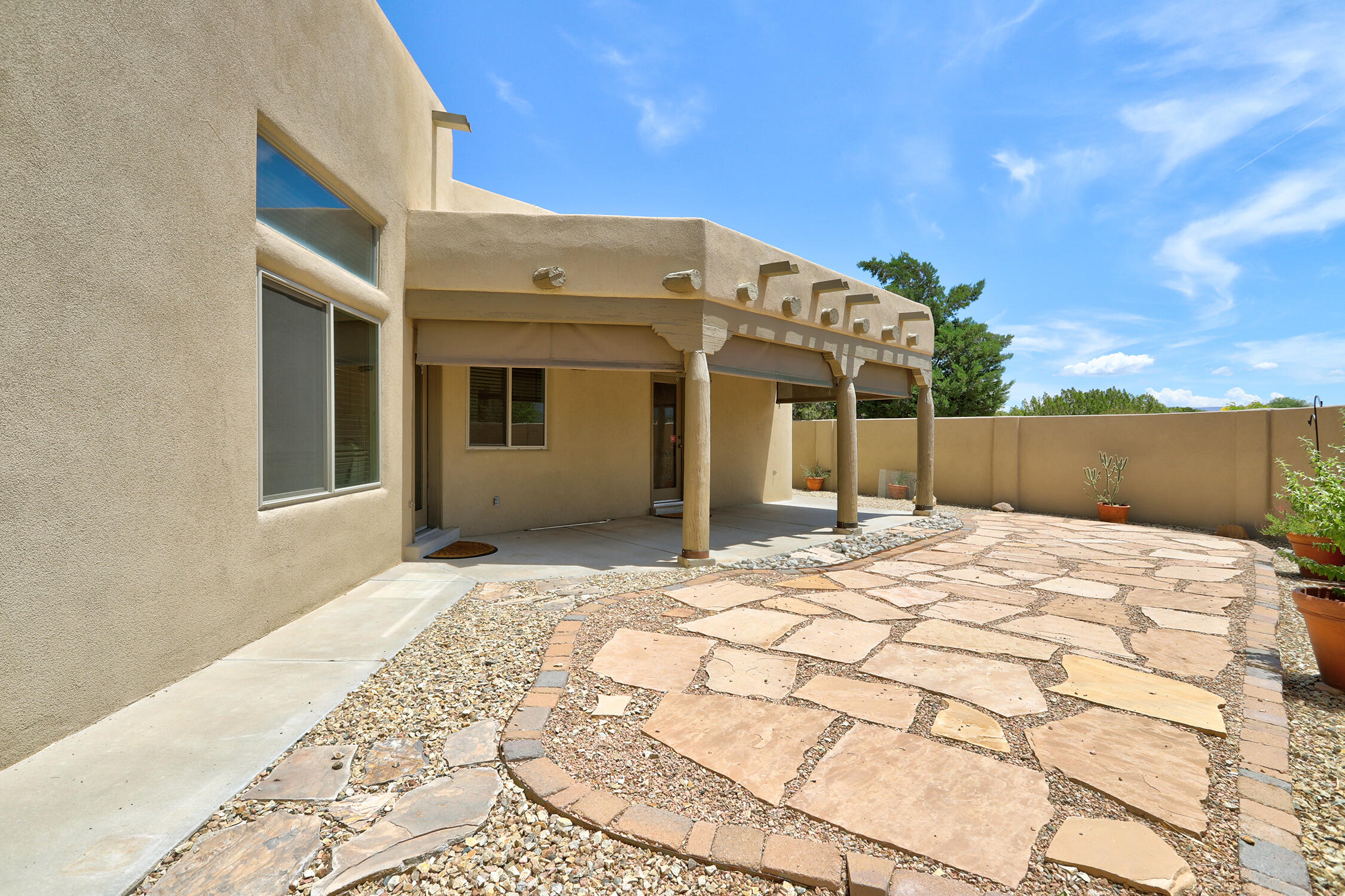 44 Roadrunner Trail
