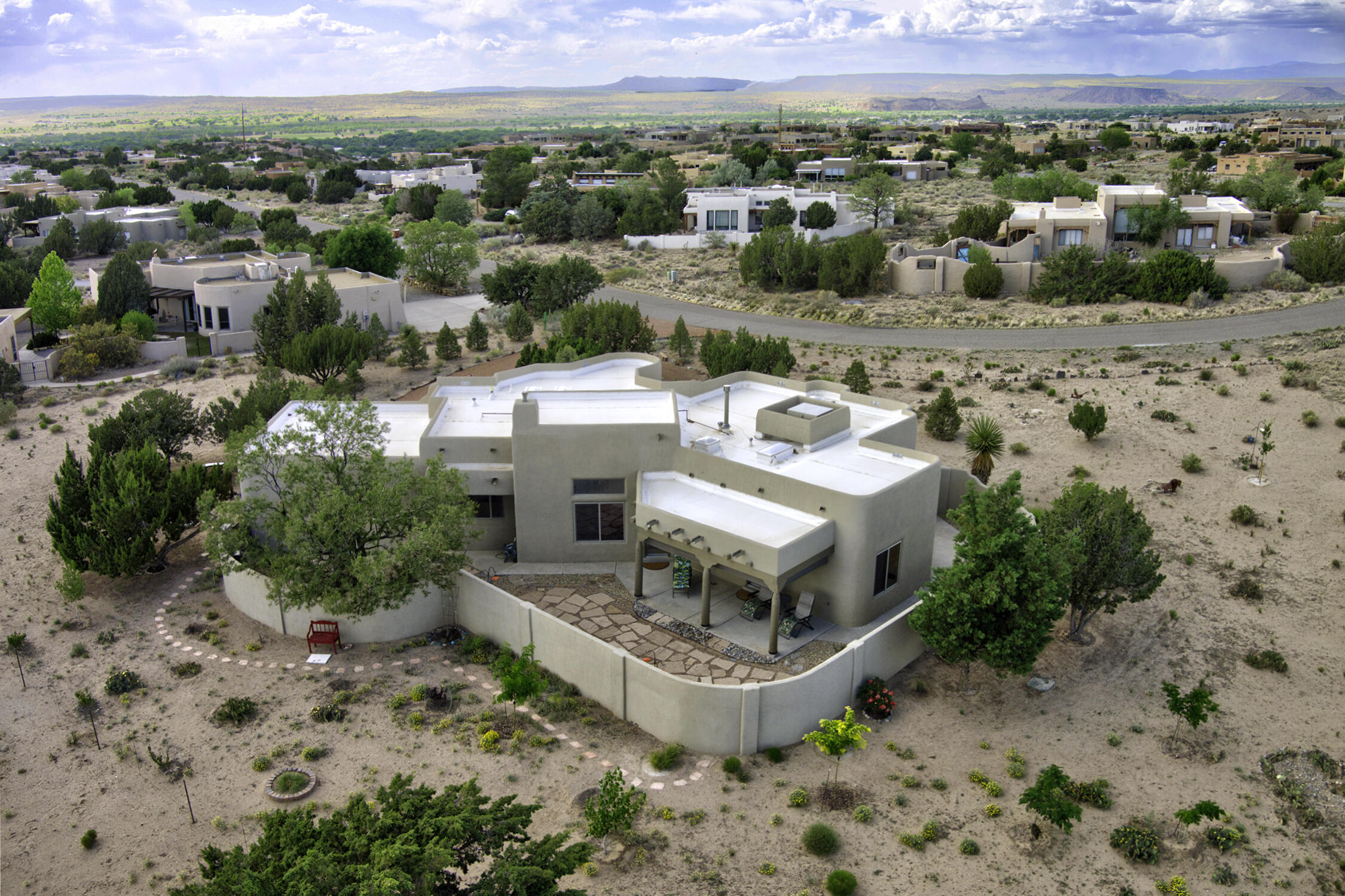 44 Roadrunner Trail