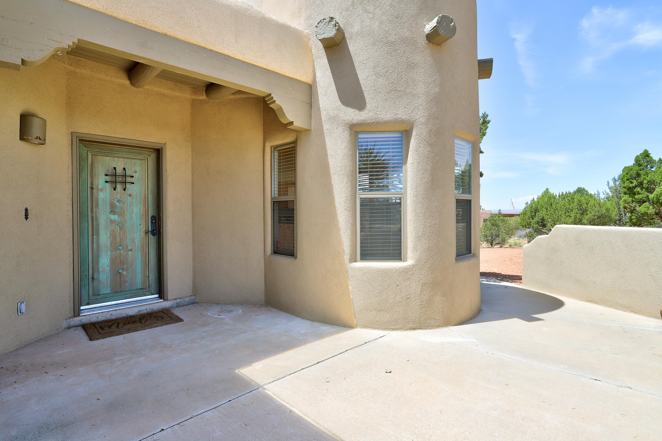 44 Roadrunner Trail