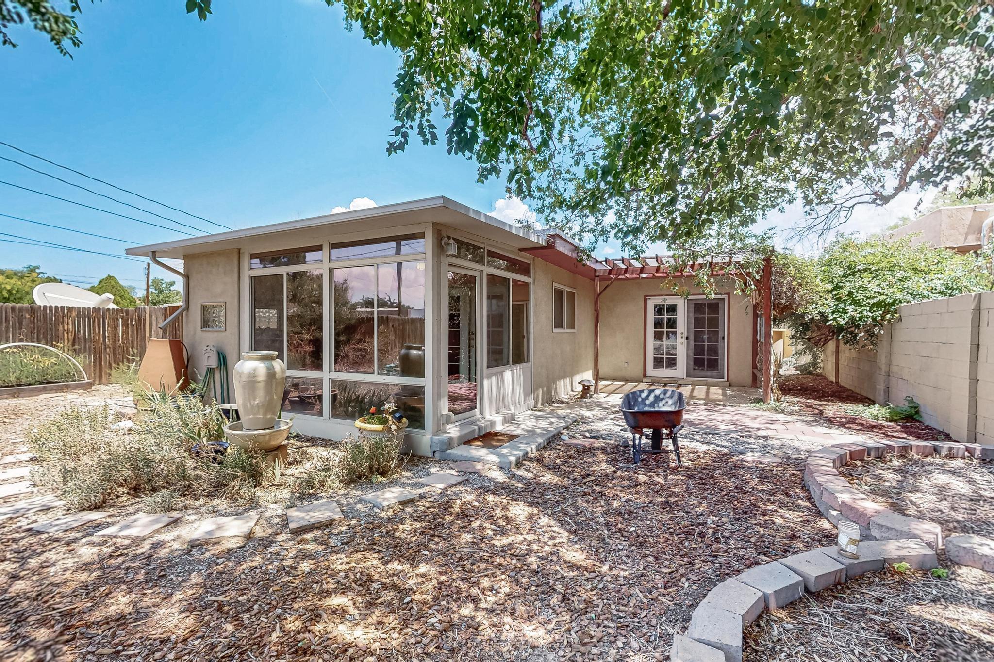 1515 LOS TOMASES Drive NW