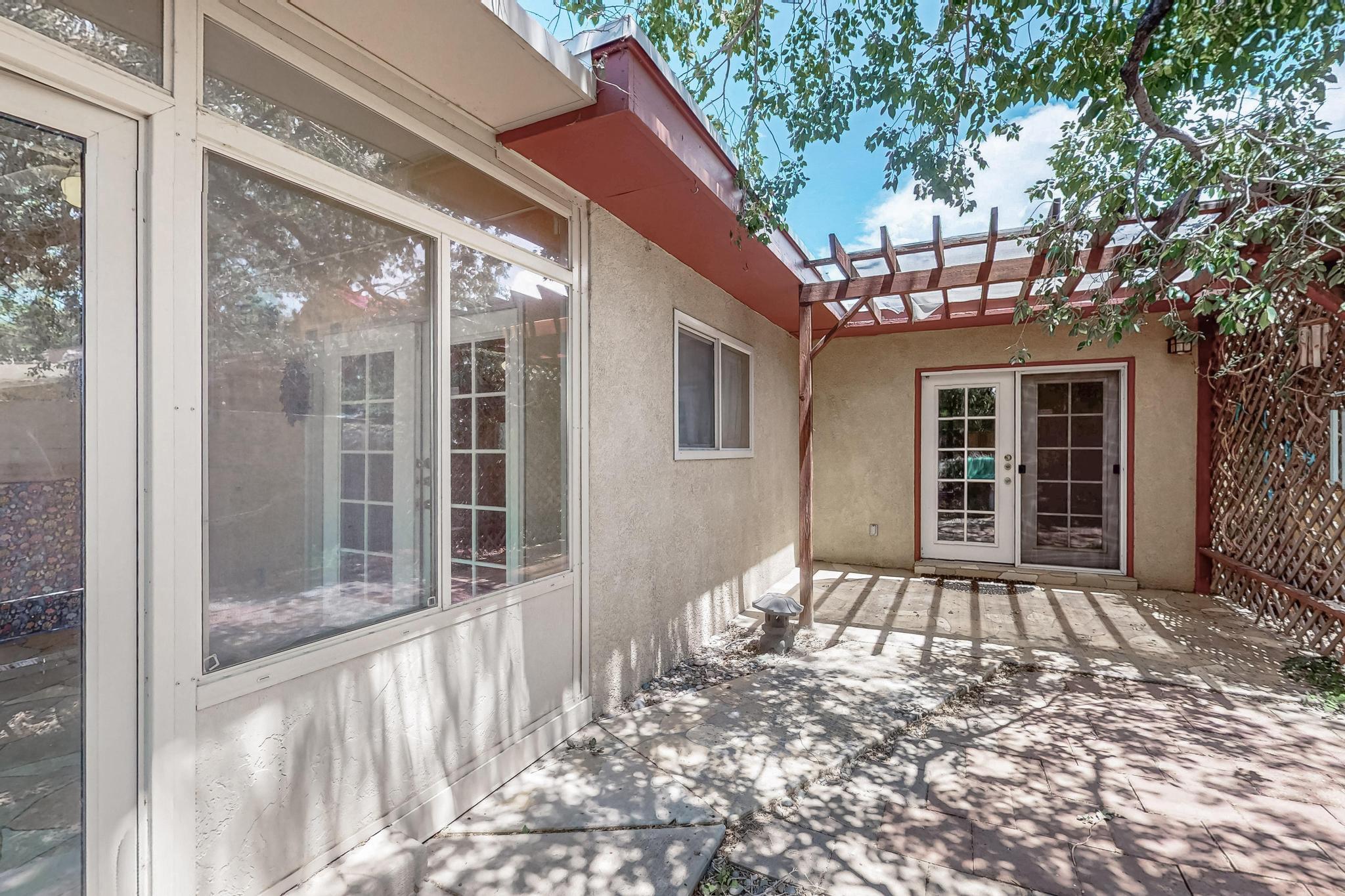 1515 LOS TOMASES Drive NW