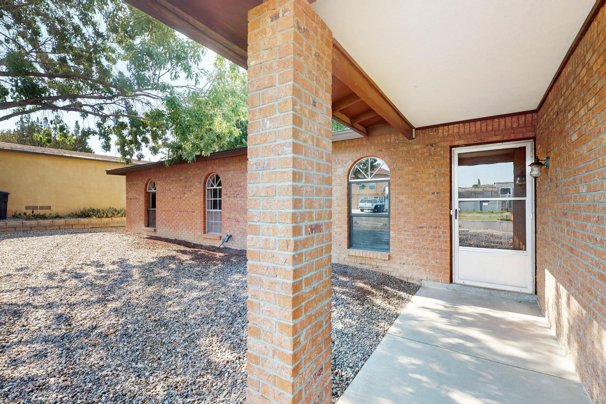 7104 ORPHELIA Avenue NE