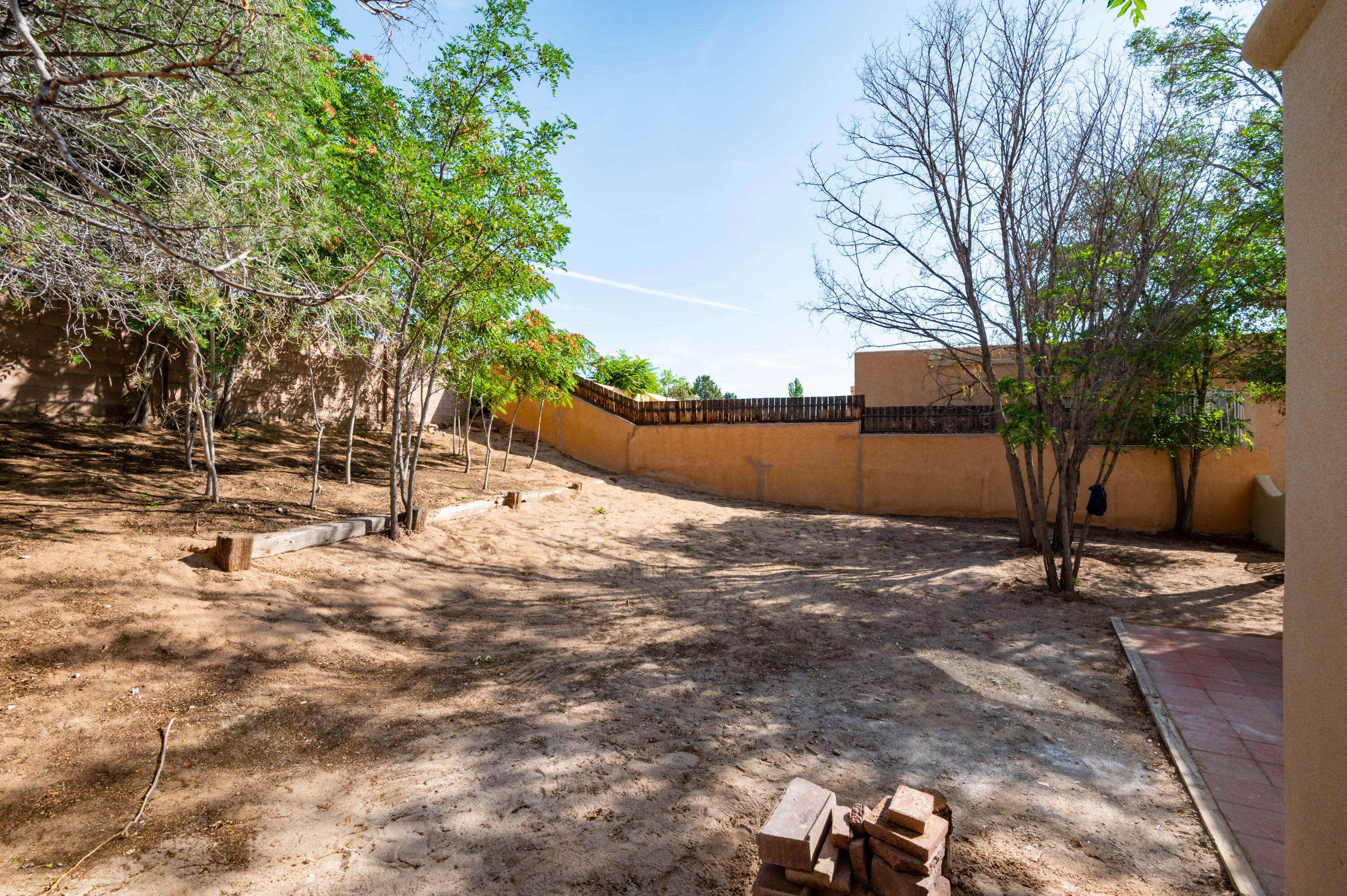 5239 LA COLONIA Drive NW