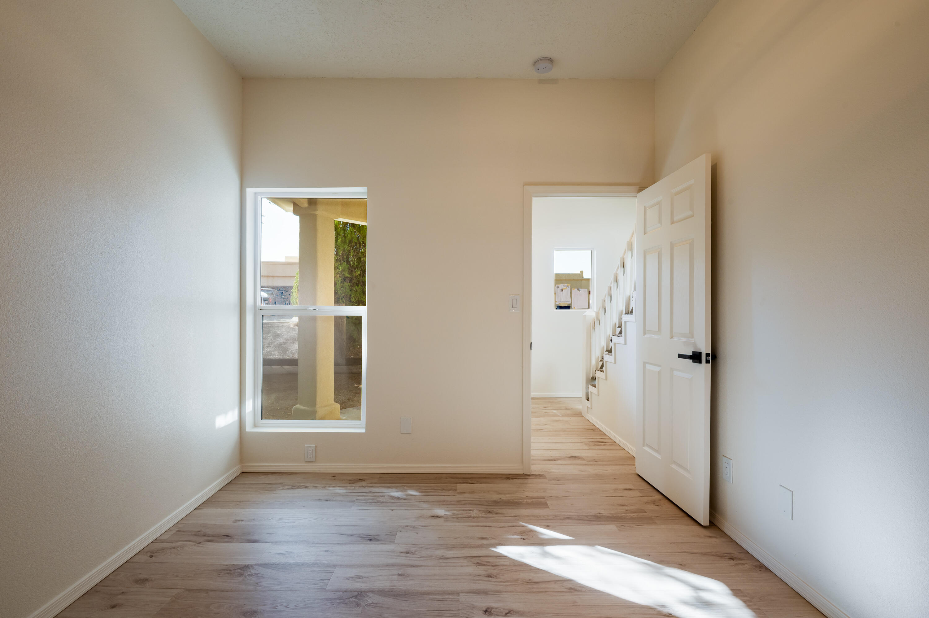 5239 LA COLONIA Drive NW