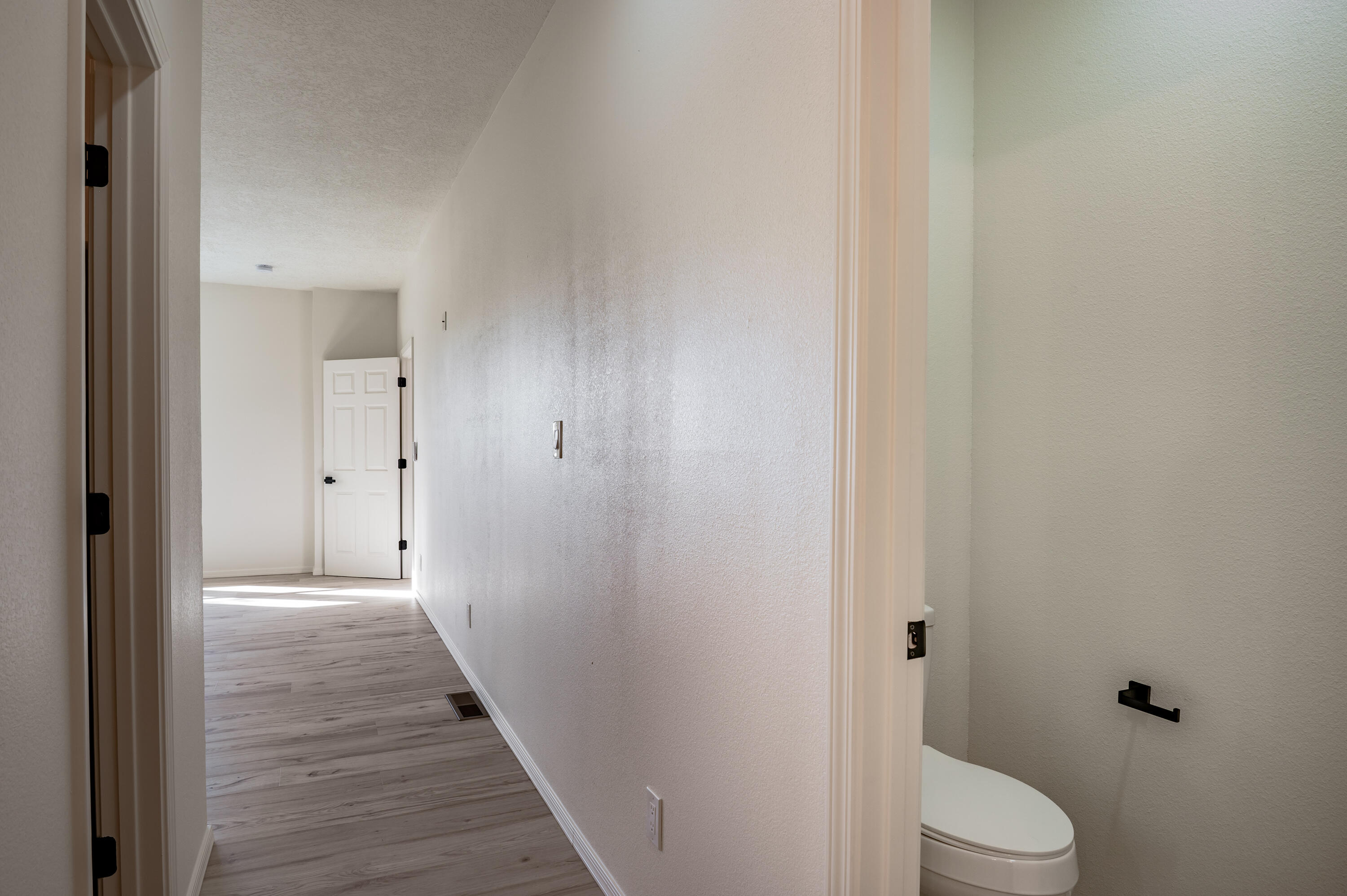 5239 LA COLONIA Drive NW