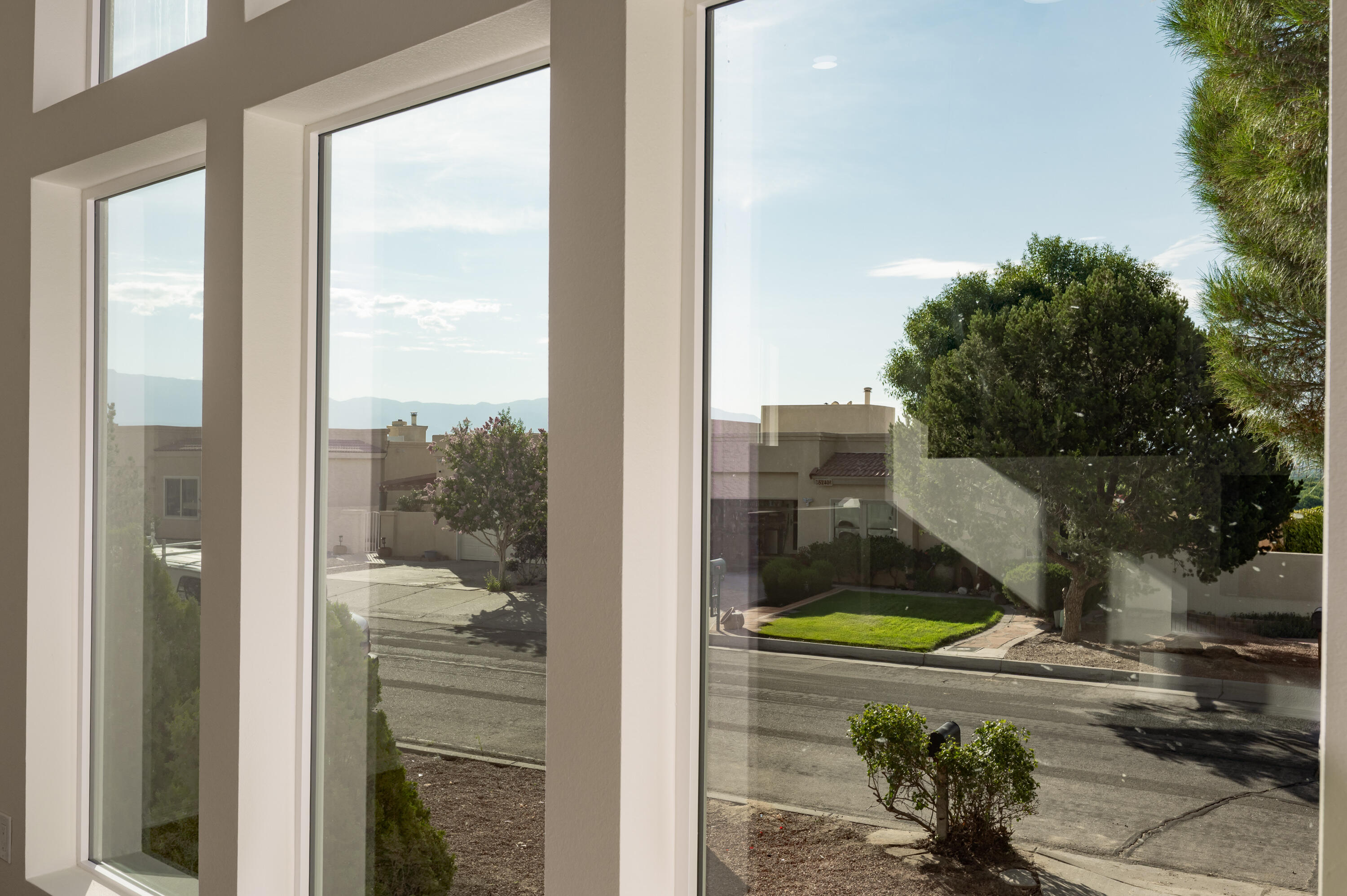 5239 LA COLONIA Drive NW