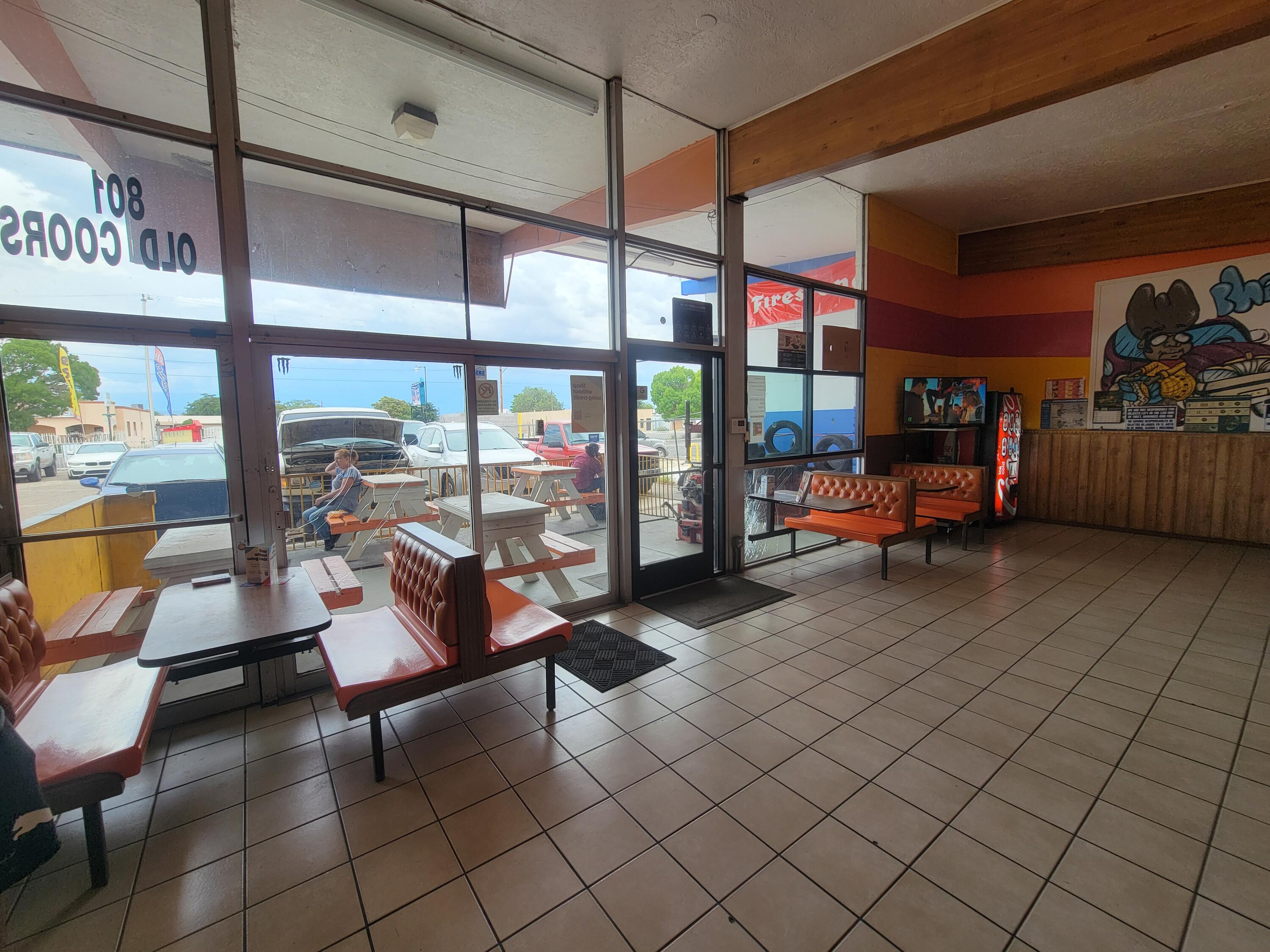 801 Old Coors Dr Drive SW