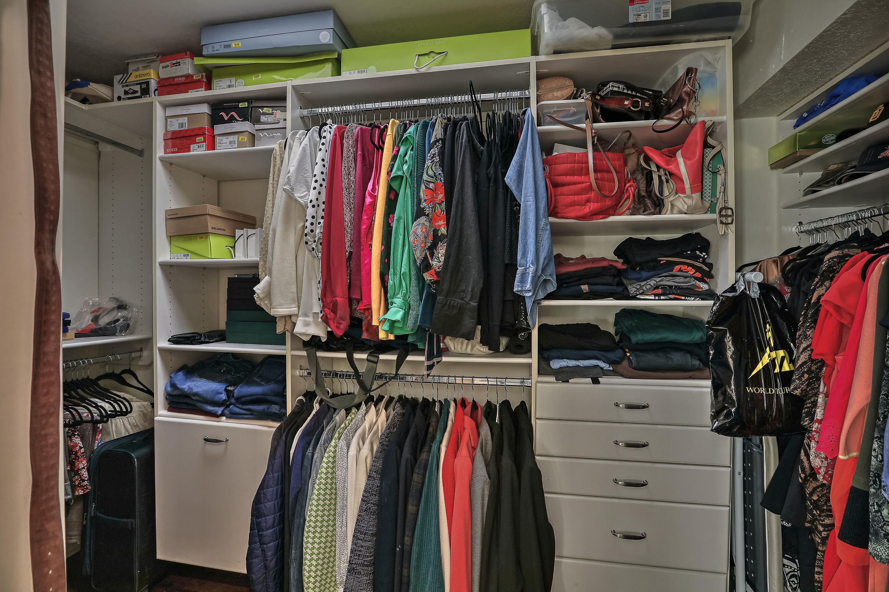 9600 MERION Circle NE