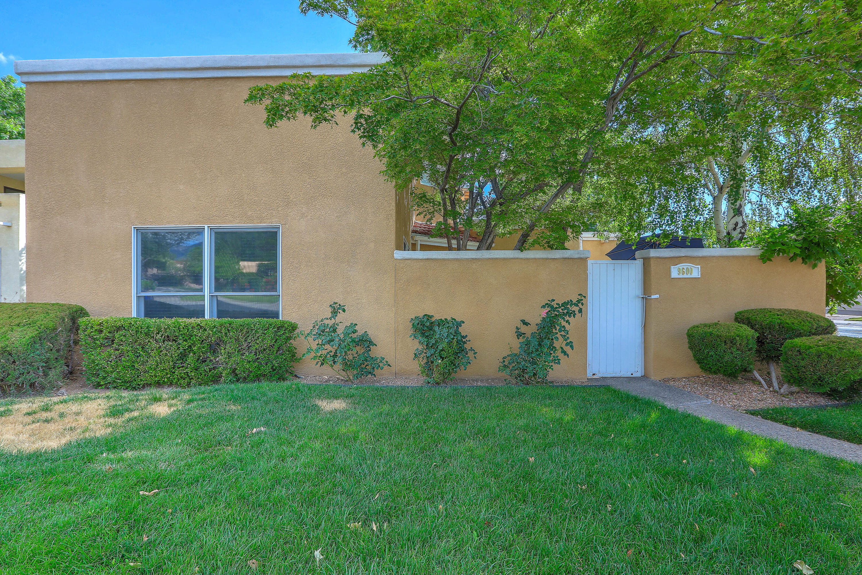 9600 MERION Circle NE