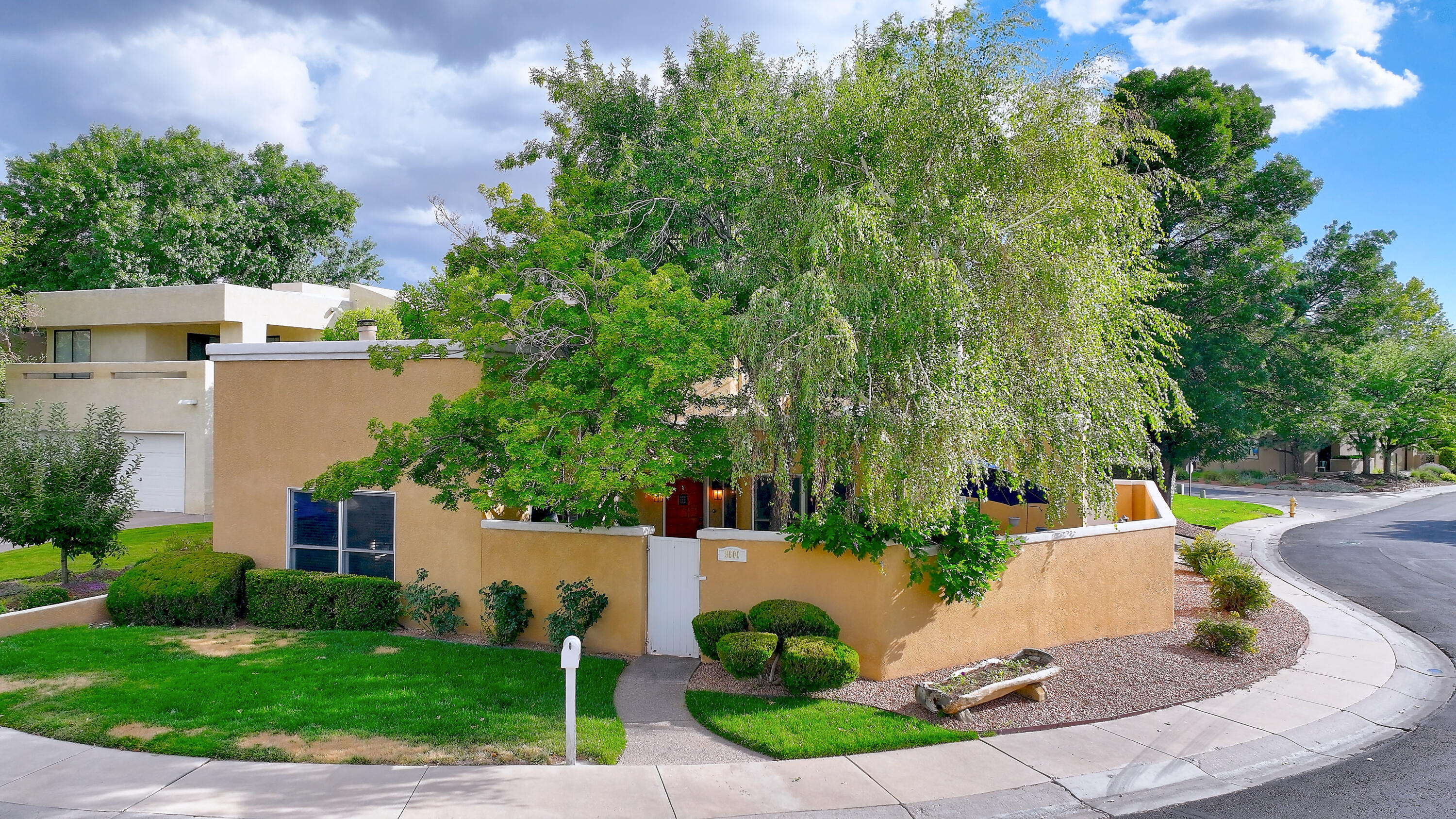 9600 MERION Circle NE