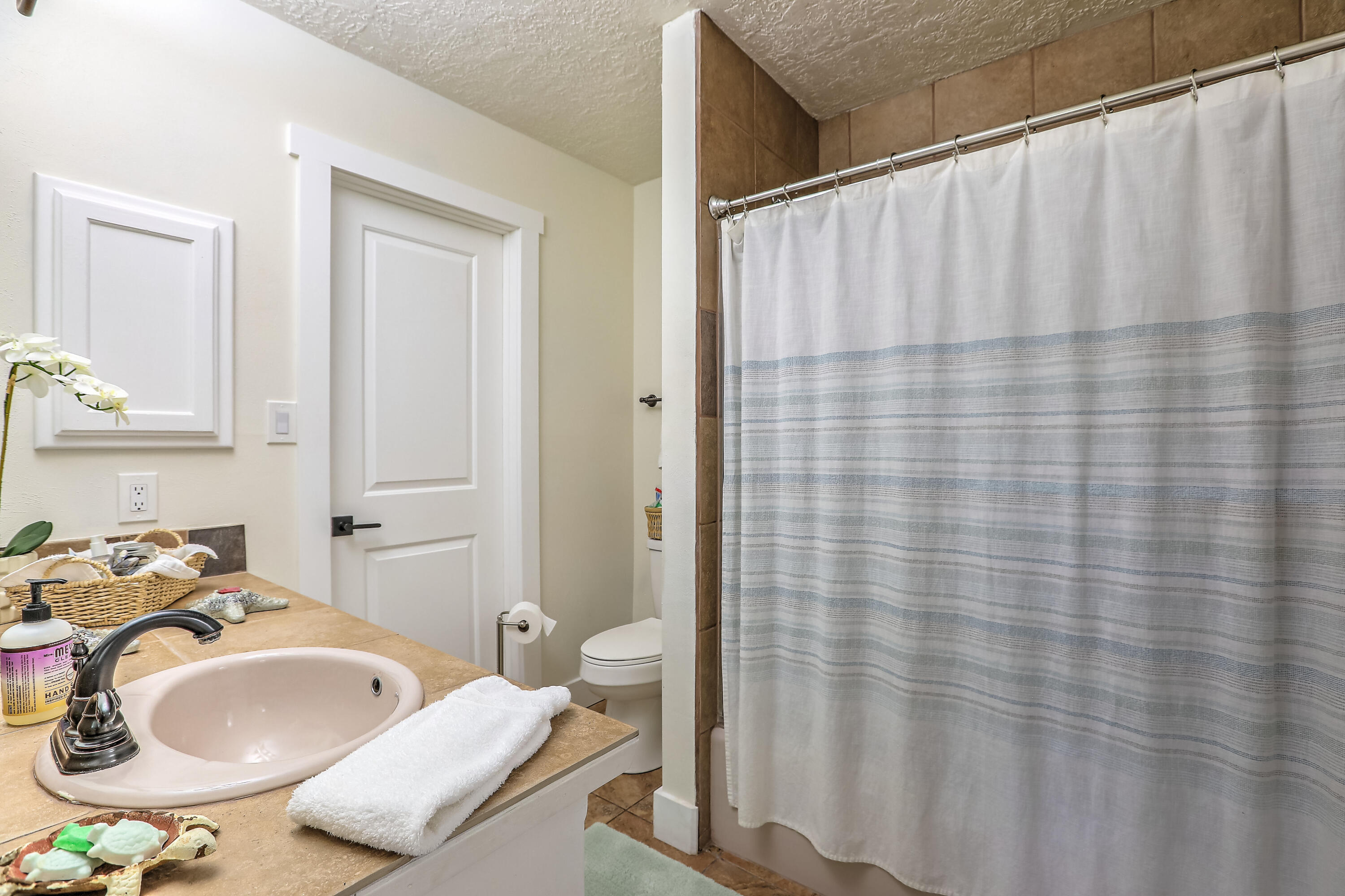 9600 MERION Circle NE