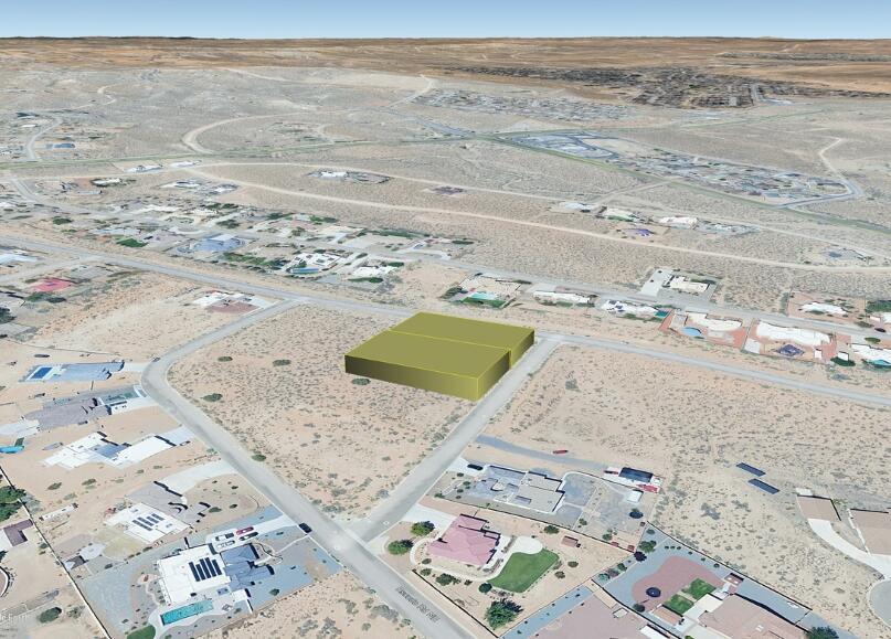 717 Gregg (U13 B135 L1A) 1 ac. Road NE