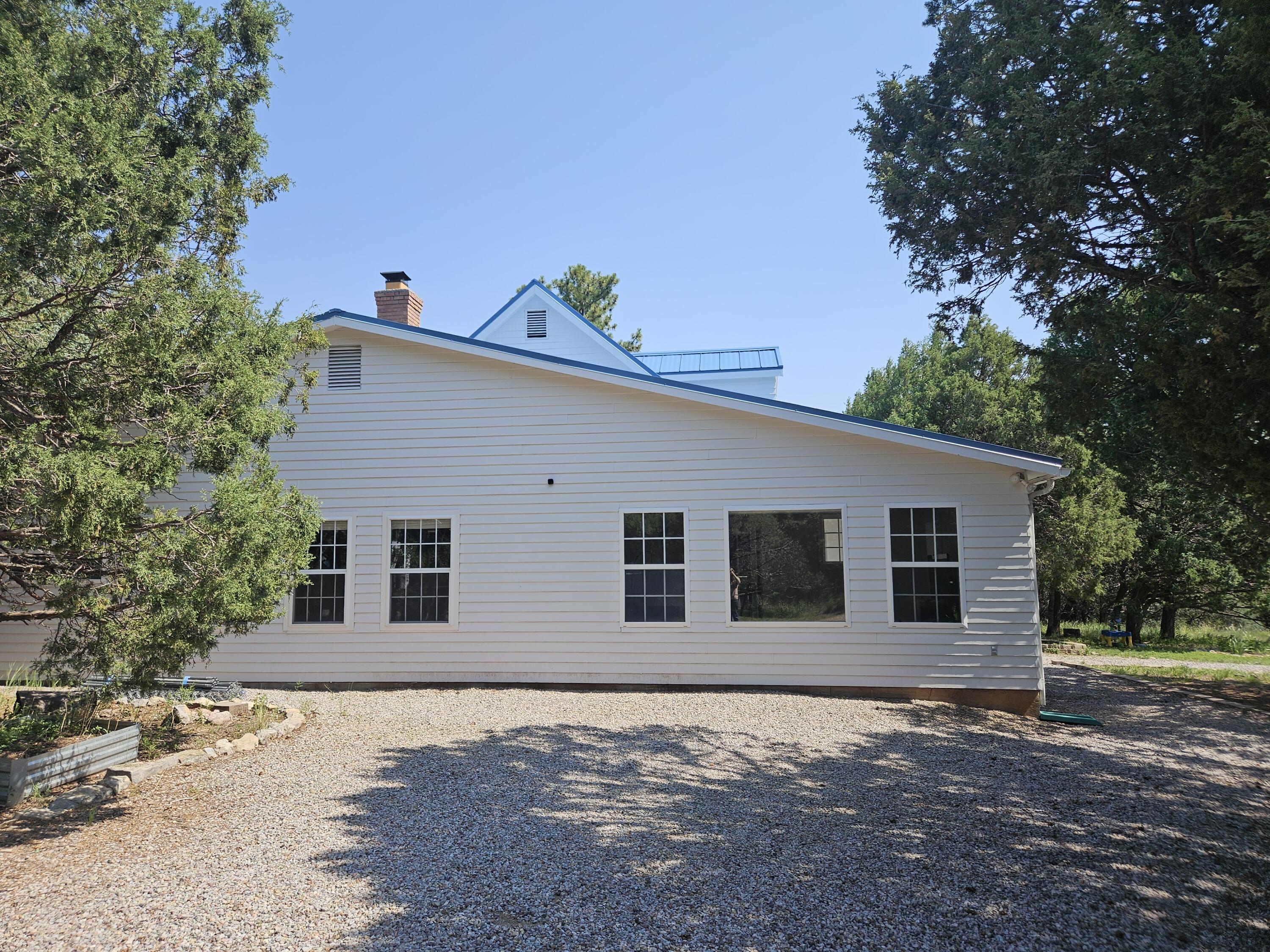21 Lovato Road
