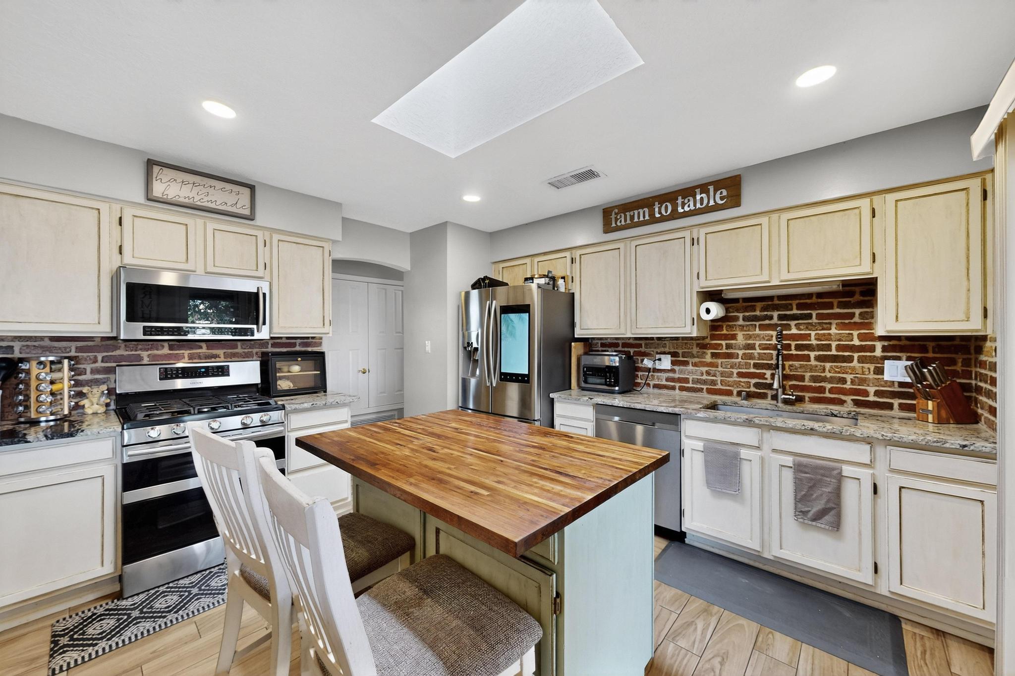 81 PARKSIDE Road SE