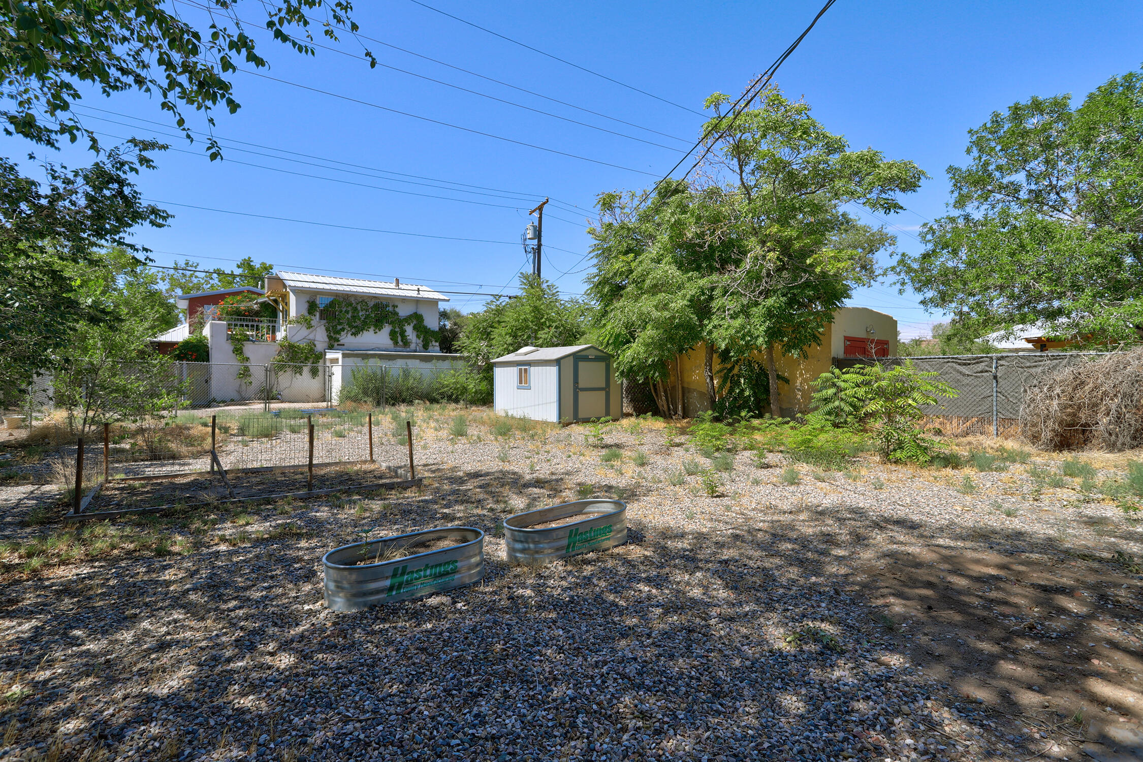 908 GOLD Avenue SW