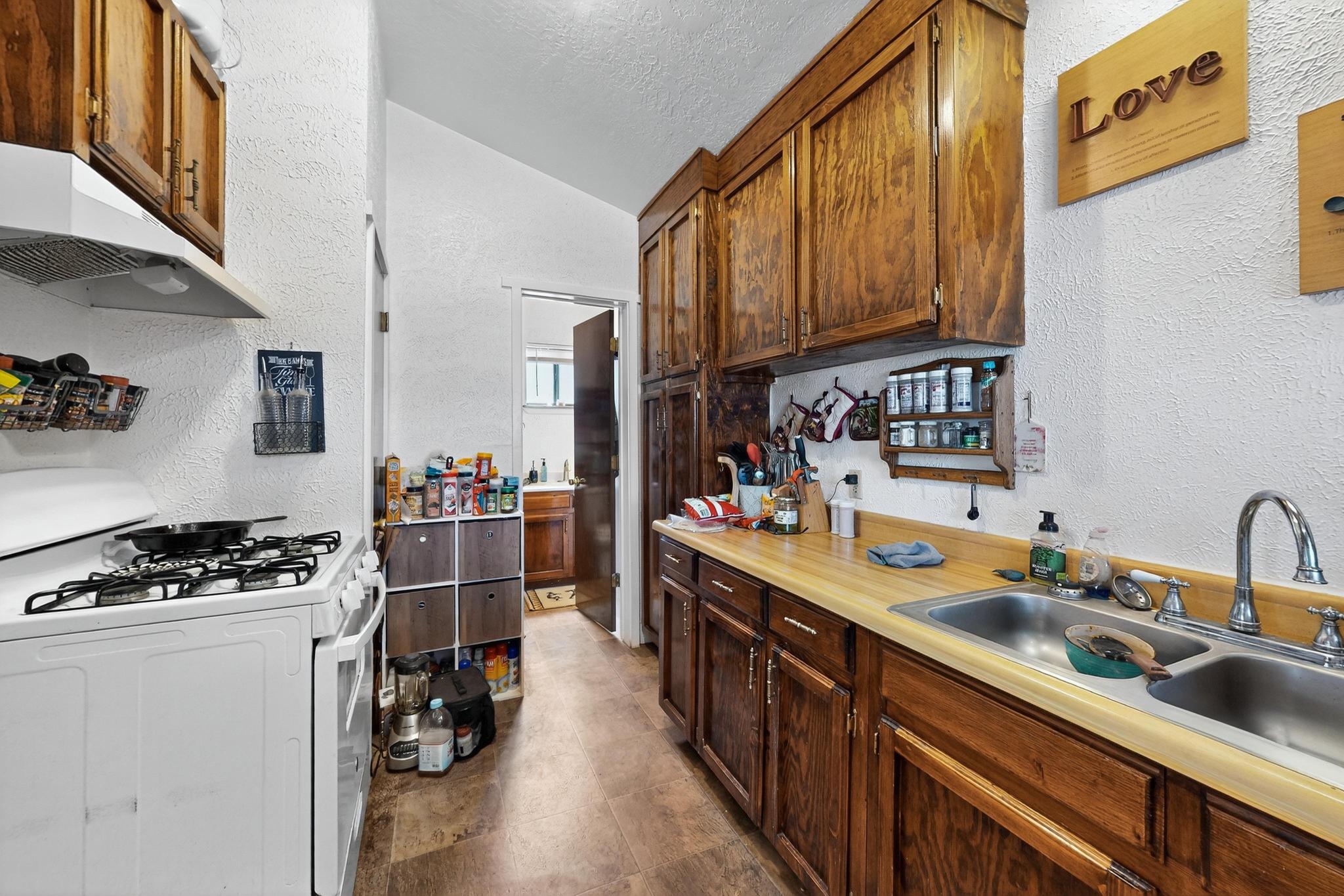 2374 CAMINO MELITON
