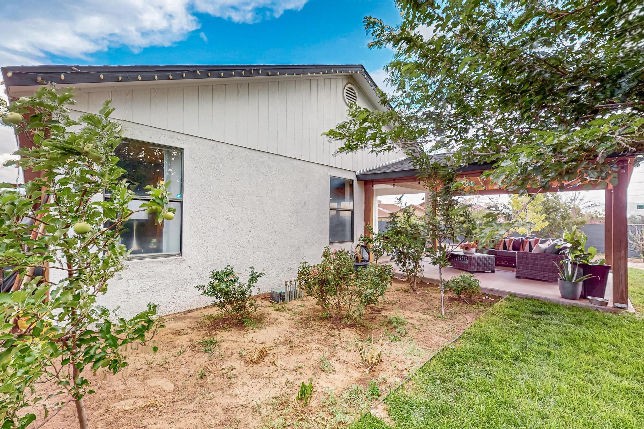 7700 Santo Tomas Court NW Court NW